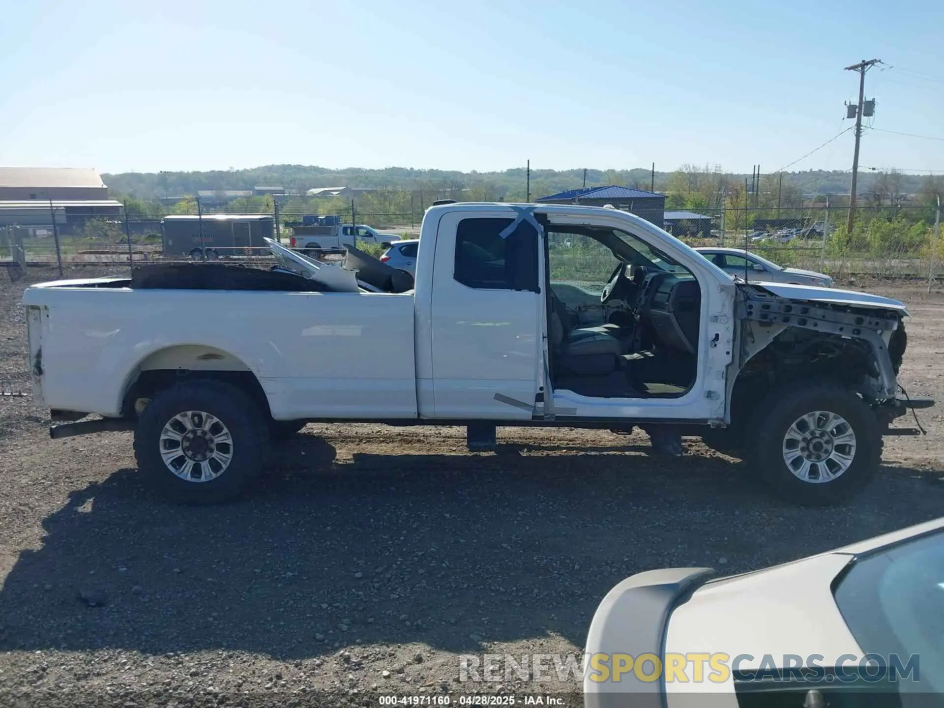 14 Фотография поврежденного автомобиля 1FT7X2B69MEE15401 FORD F-250 2021