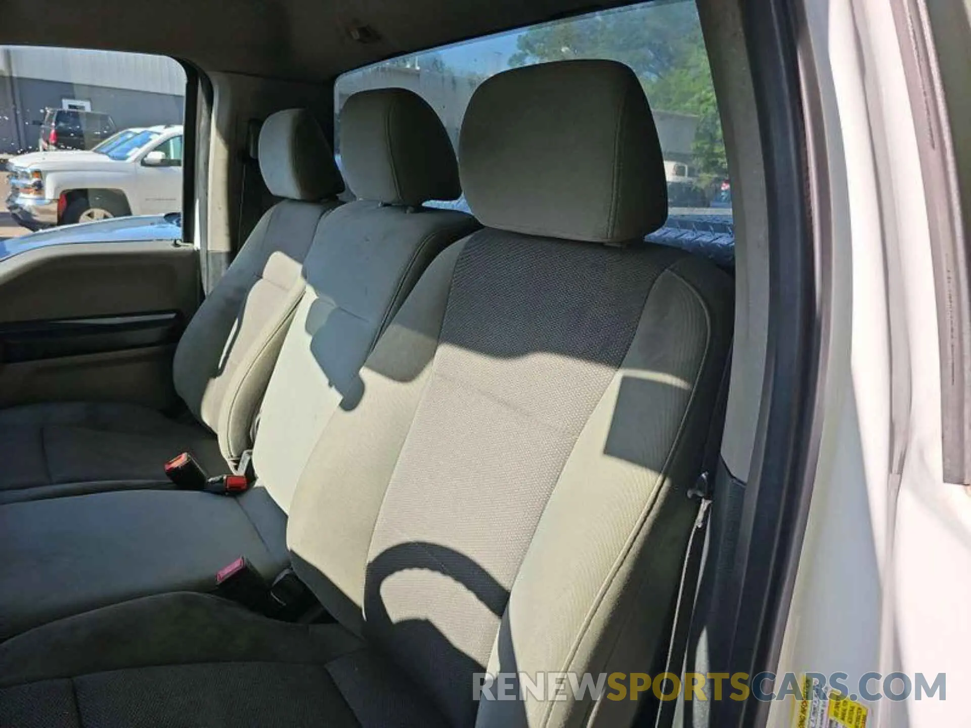 5 Фотография поврежденного автомобиля 1FTBF2A60MED97563 FORD F-250 2021