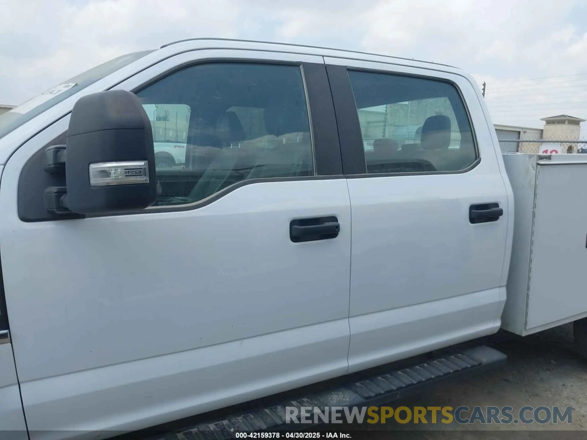 14 Photograph of a damaged car 1FD7W2B63NEF35601 FORD F-250 2022
