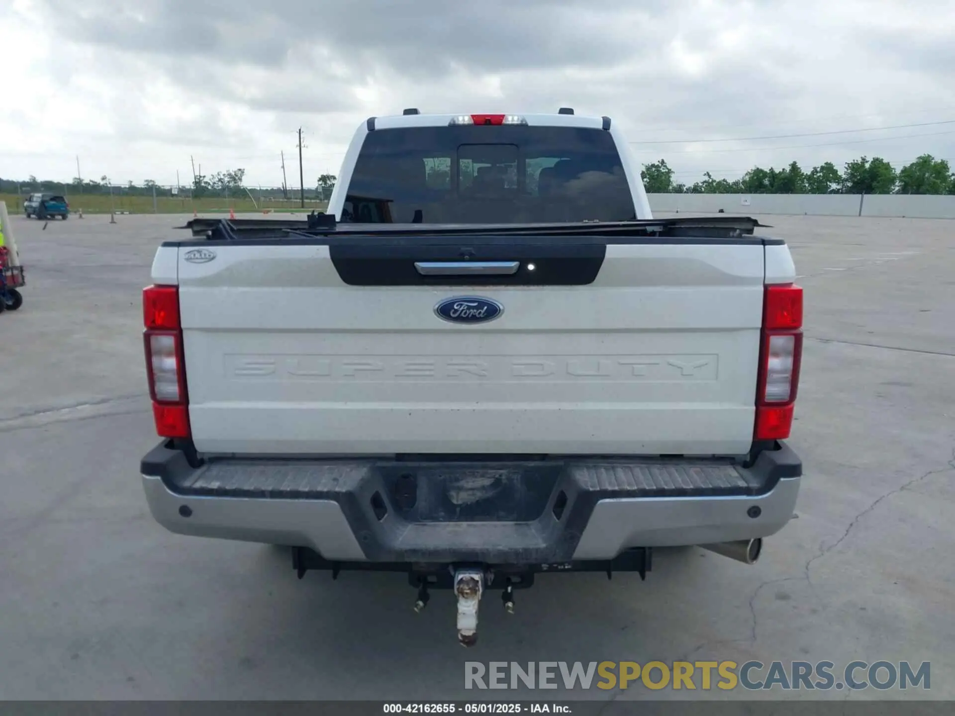 17 Photograph of a damaged car 1FT7W2A65NEC09143 FORD F-250 2022