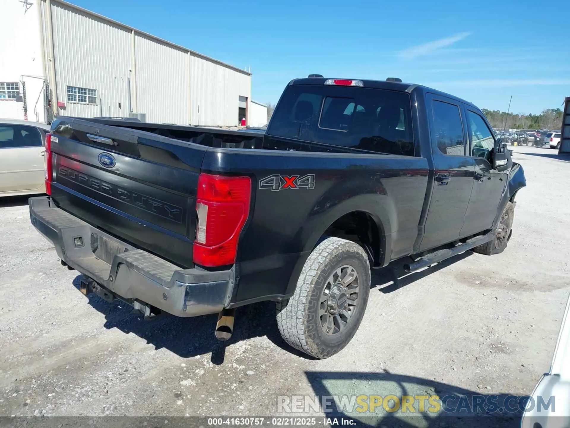 4 Photograph of a damaged car 1FT7W2B62NED69589 FORD F-250 2022