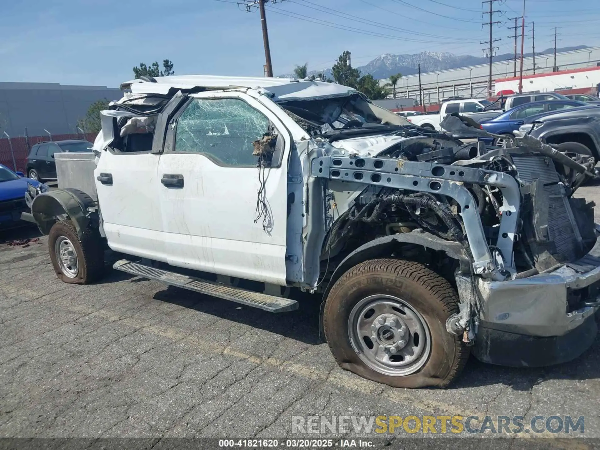 13 Фотография поврежденного автомобиля 1FT7W2B63NEE52898 FORD F-250 2022