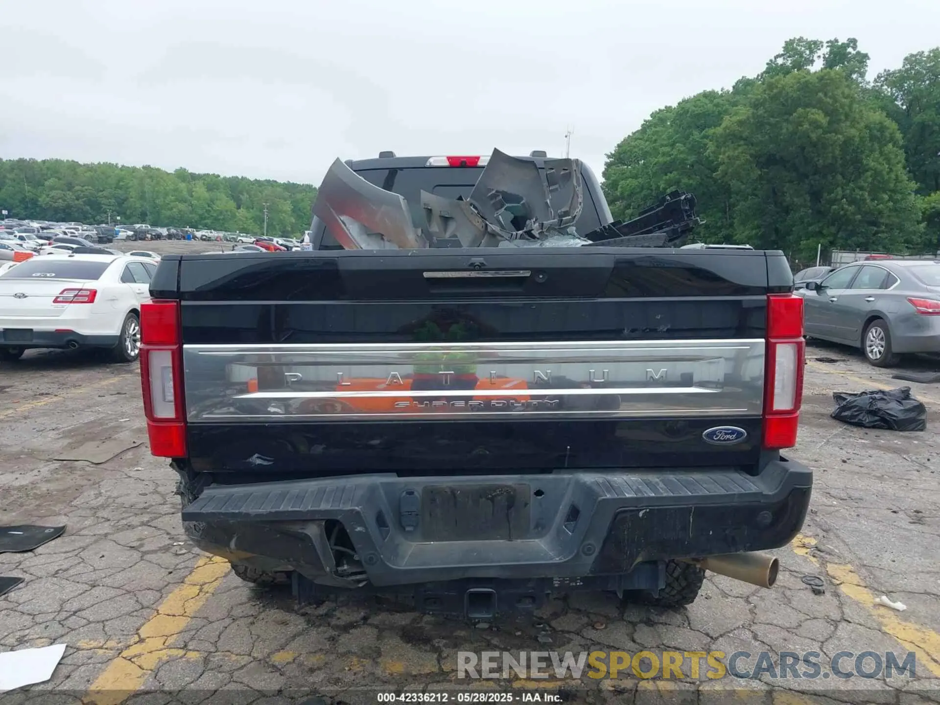 16 Photograph of a damaged car 1FT7W2BN9NEE96881 FORD F-250 2022