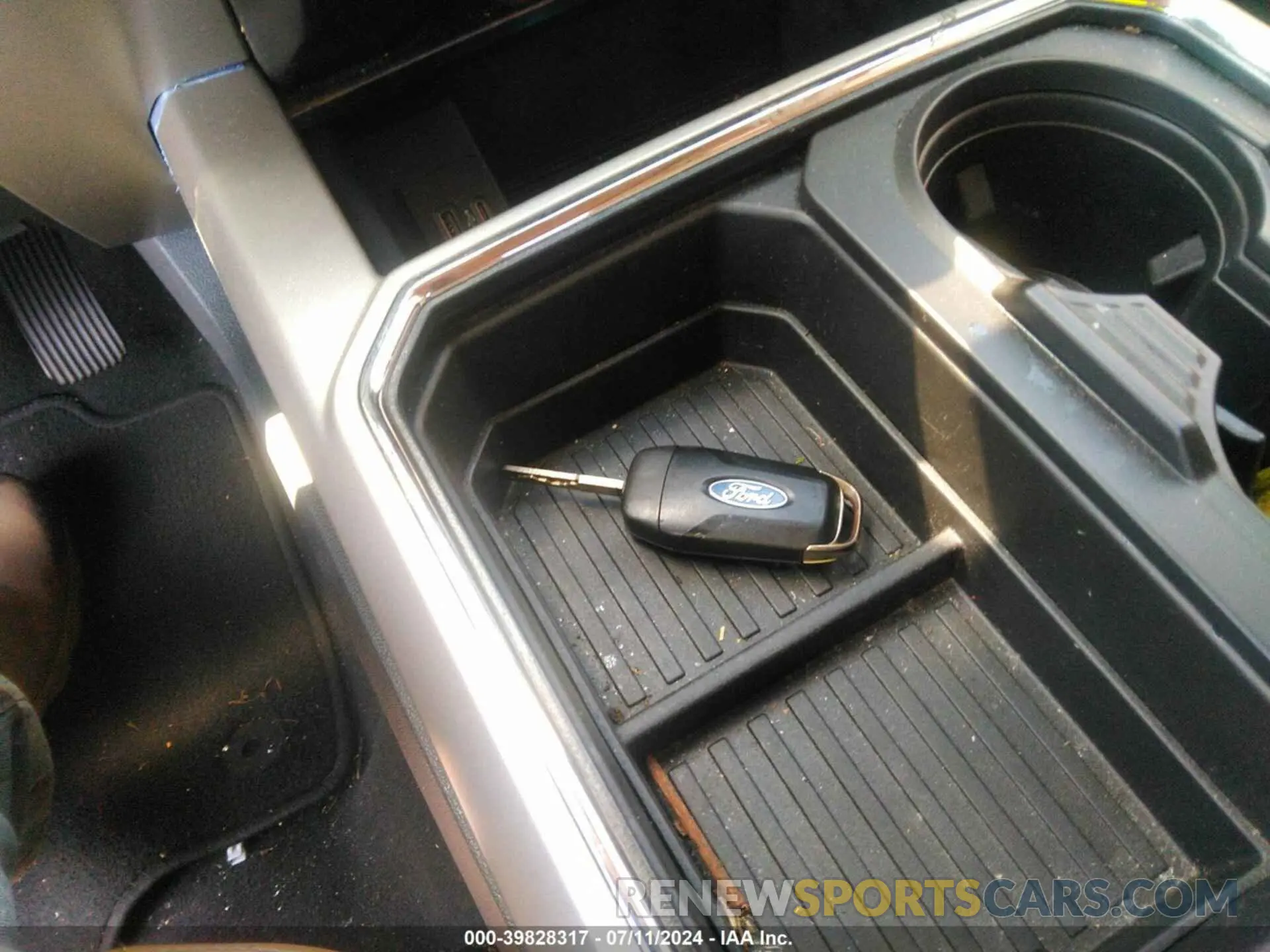 11 Photograph of a damaged car 1FT7W2BNXNEF72205 FORD F-250 2022