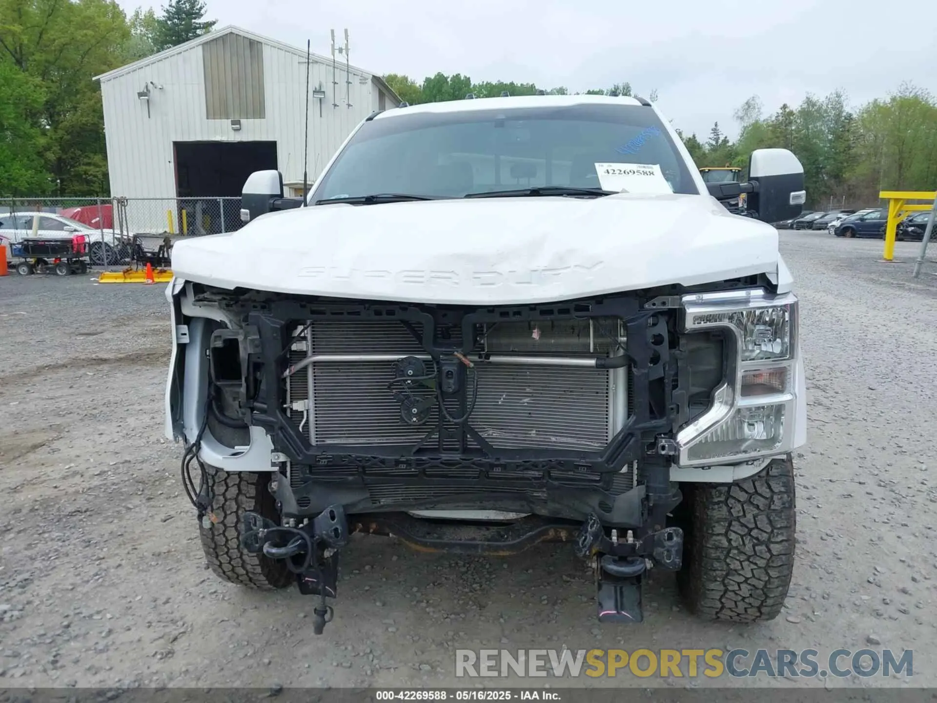 12 Photograph of a damaged car 1FT7W2BT1NEE27715 FORD F-250 2022