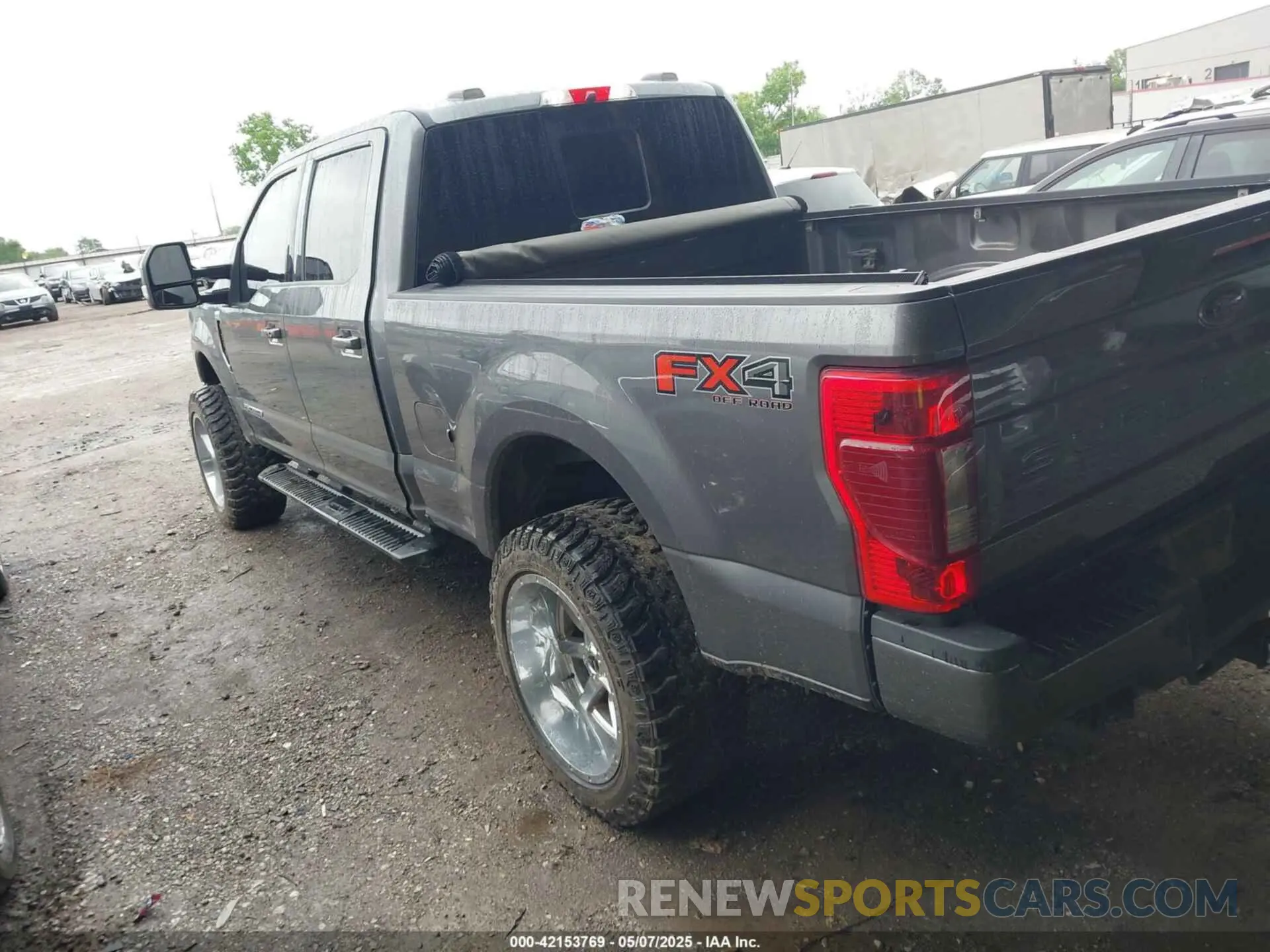 3 Photograph of a damaged car 1FT7W2BT8NEC99425 FORD F-250 2022