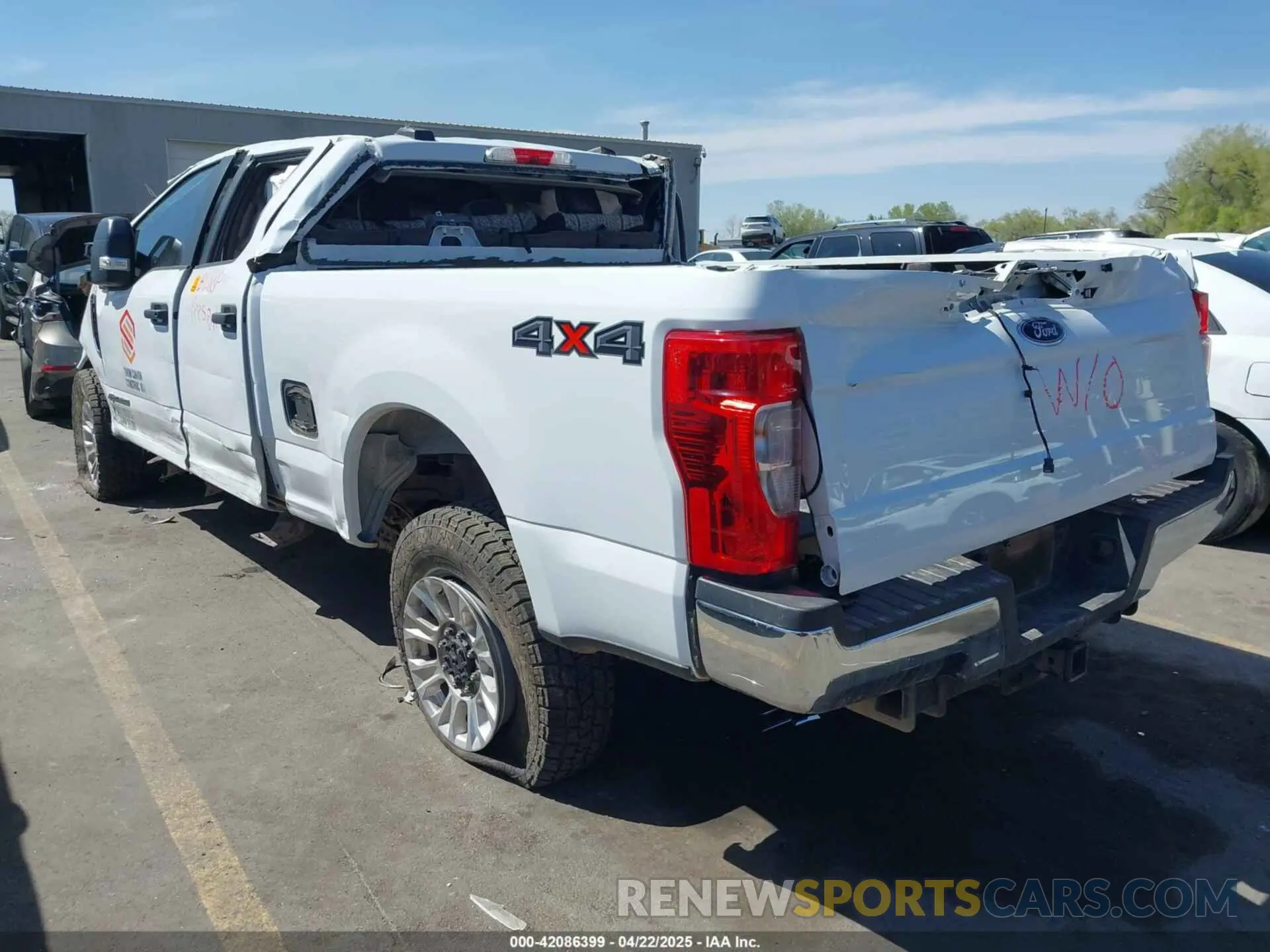 3 Фотография поврежденного автомобиля 1FT7W2BT9NEF32163 FORD F-250 2022