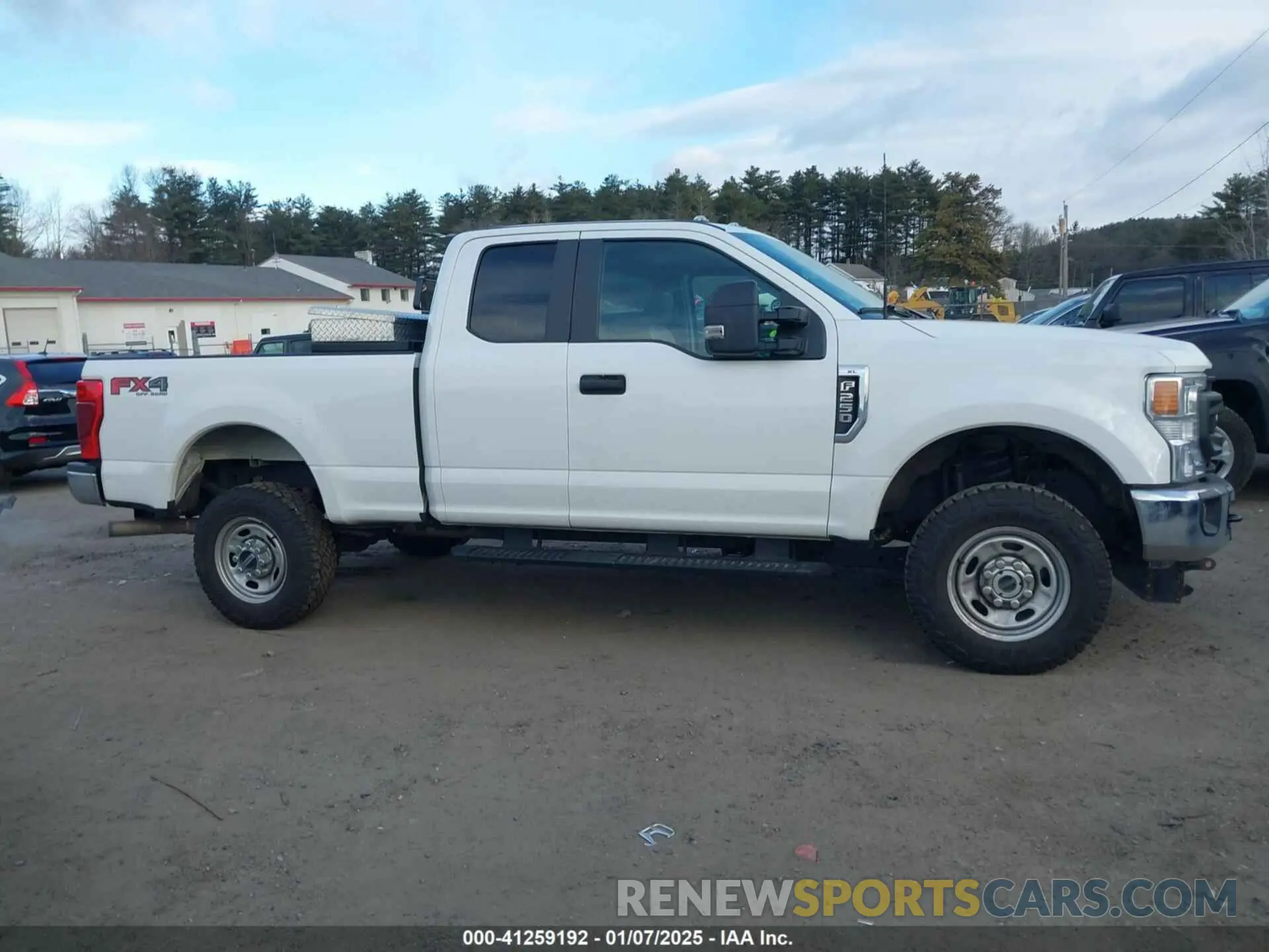 13 Photograph of a damaged car 1FT7X2B65NEC97669 FORD F-250 2022