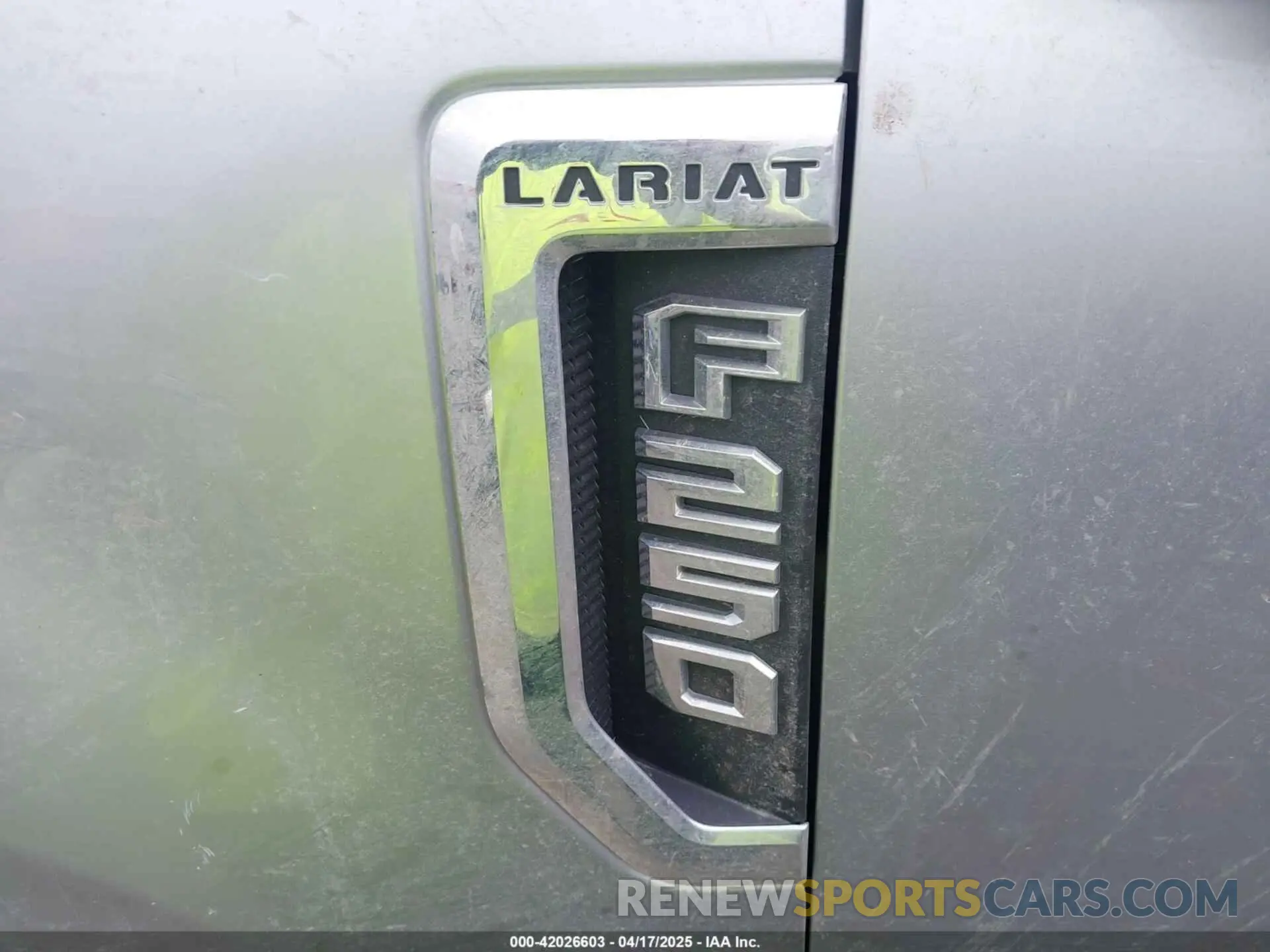 13 Photograph of a damaged car 1FT8W2BT2NED50065 FORD F-250 2022