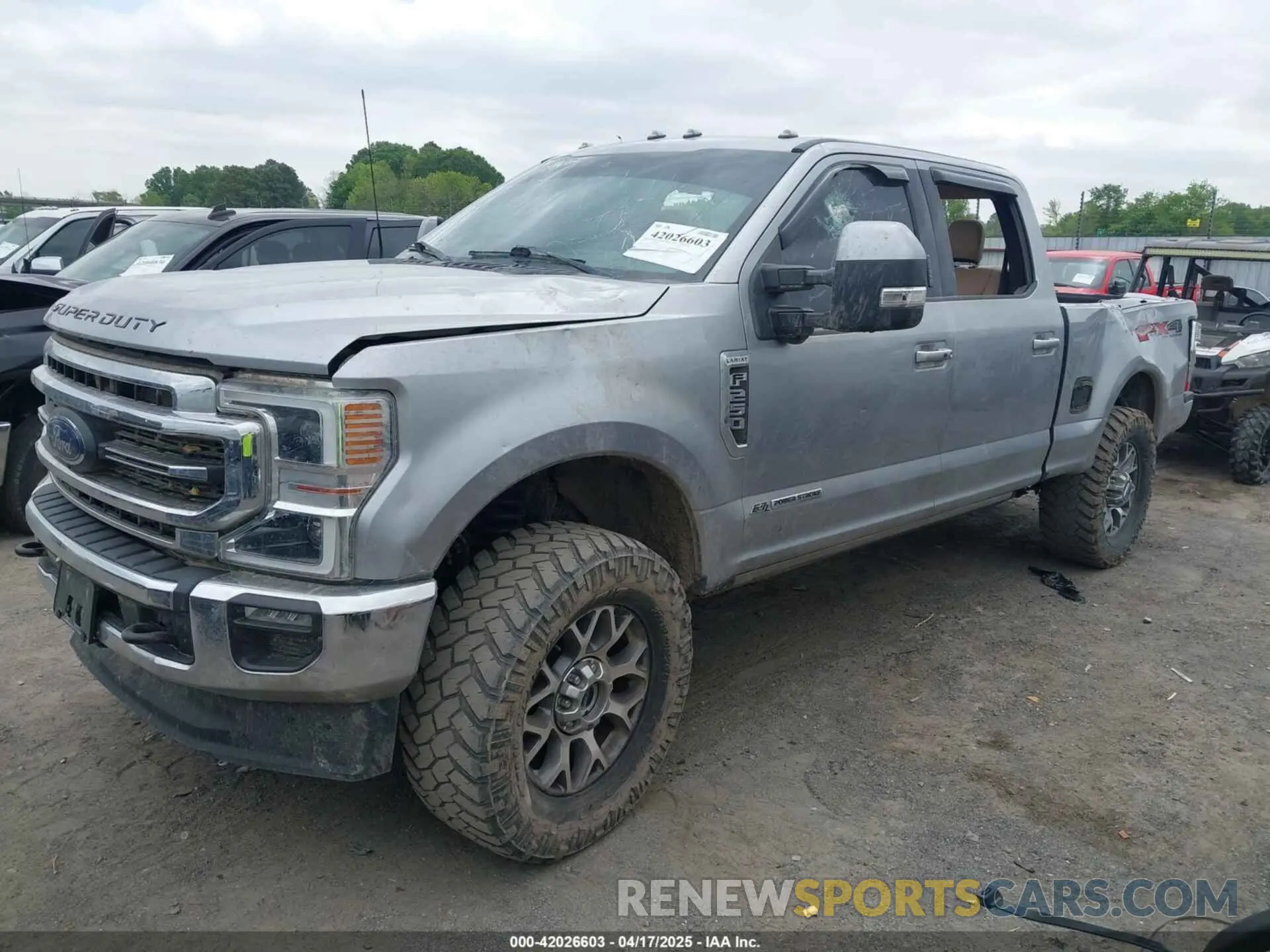 2 Photograph of a damaged car 1FT8W2BT2NED50065 FORD F-250 2022