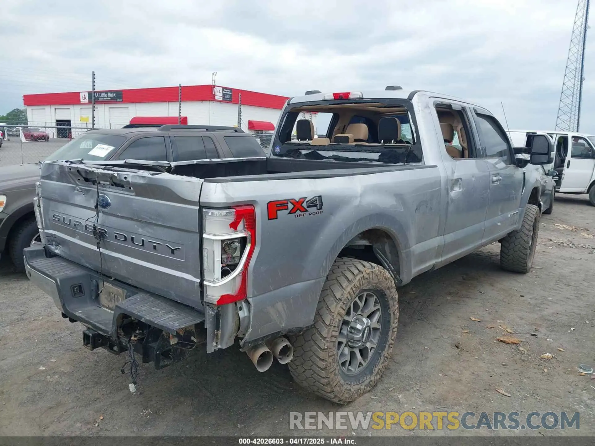 4 Photograph of a damaged car 1FT8W2BT2NED50065 FORD F-250 2022