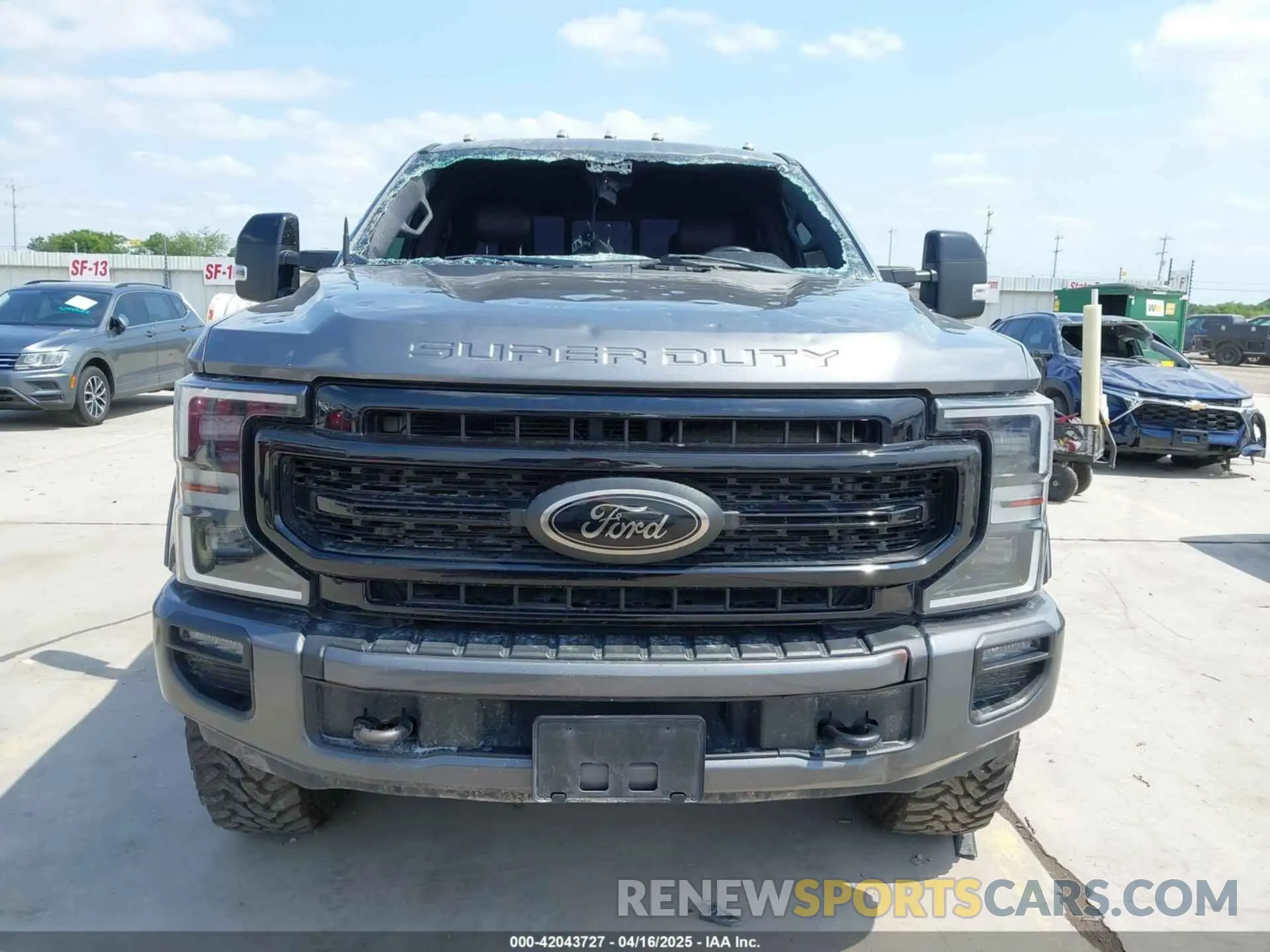 13 Photograph of a damaged car 1FT8W2BT3NED12540 FORD F-250 2022