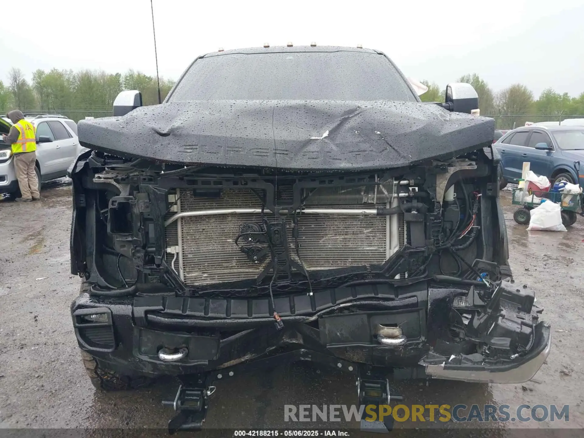 13 Photograph of a damaged car 1FT8W2BT3NED24543 FORD F-250 2022