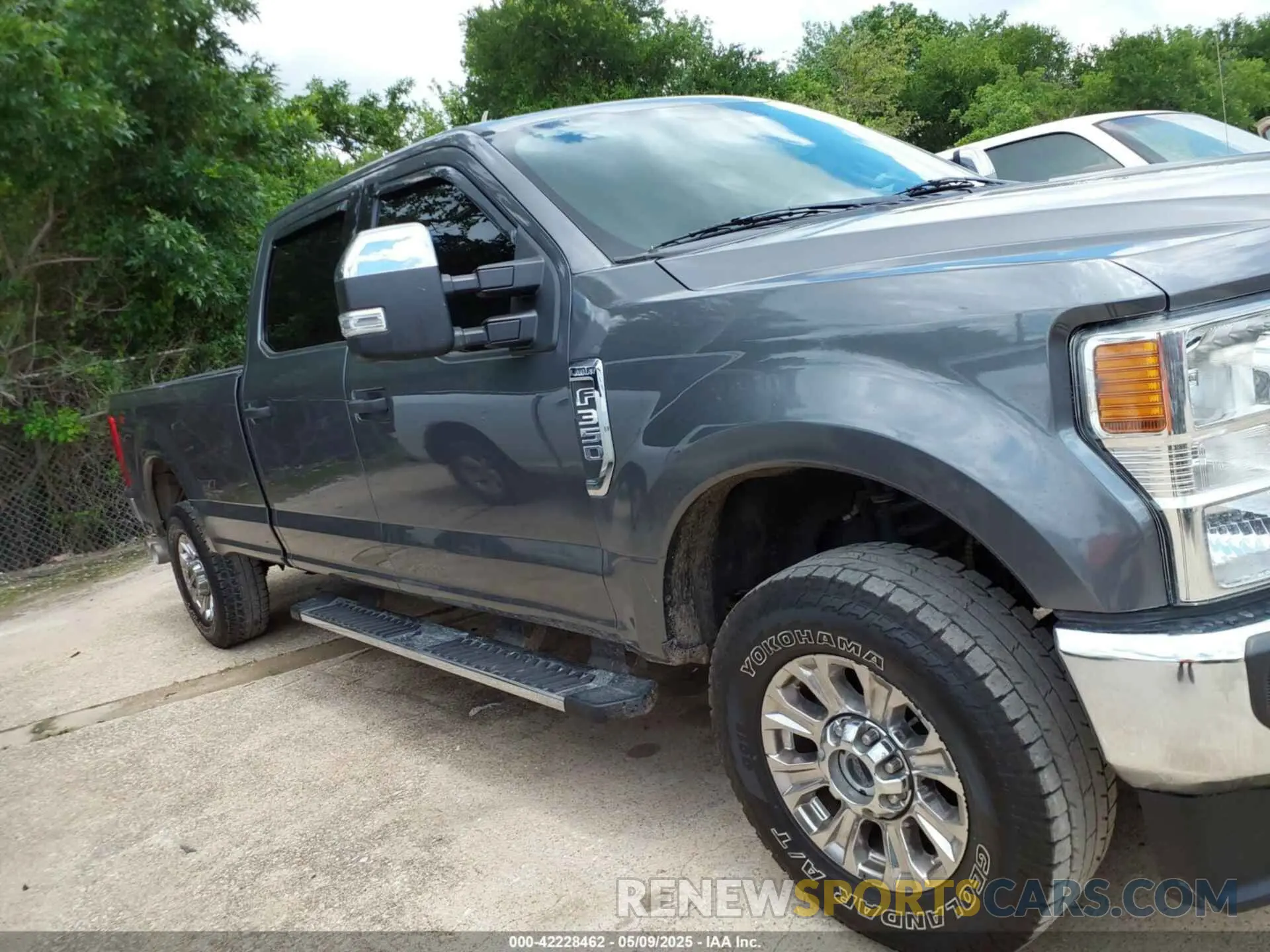 13 Фотография поврежденного автомобиля 1FT8W2BT5NEE37233 FORD F-250 2022
