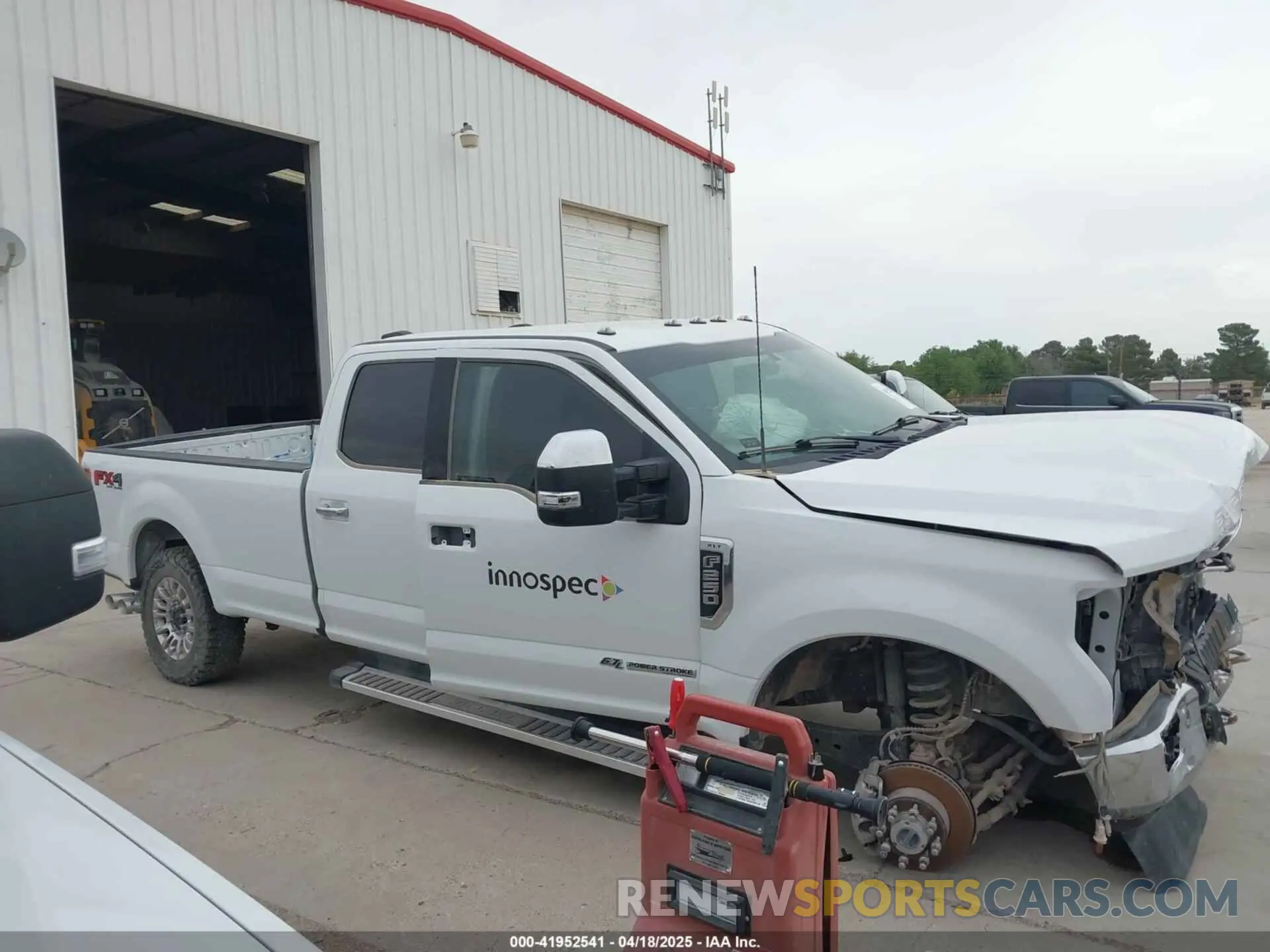 13 Photograph of a damaged car 1FT8W2BT5NEE93320 FORD F-250 2022