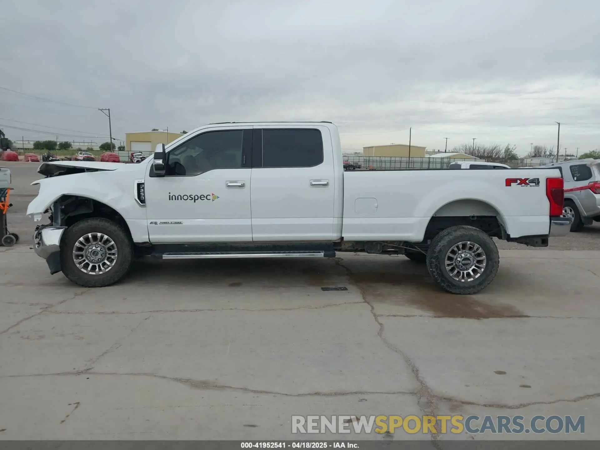 14 Photograph of a damaged car 1FT8W2BT5NEE93320 FORD F-250 2022