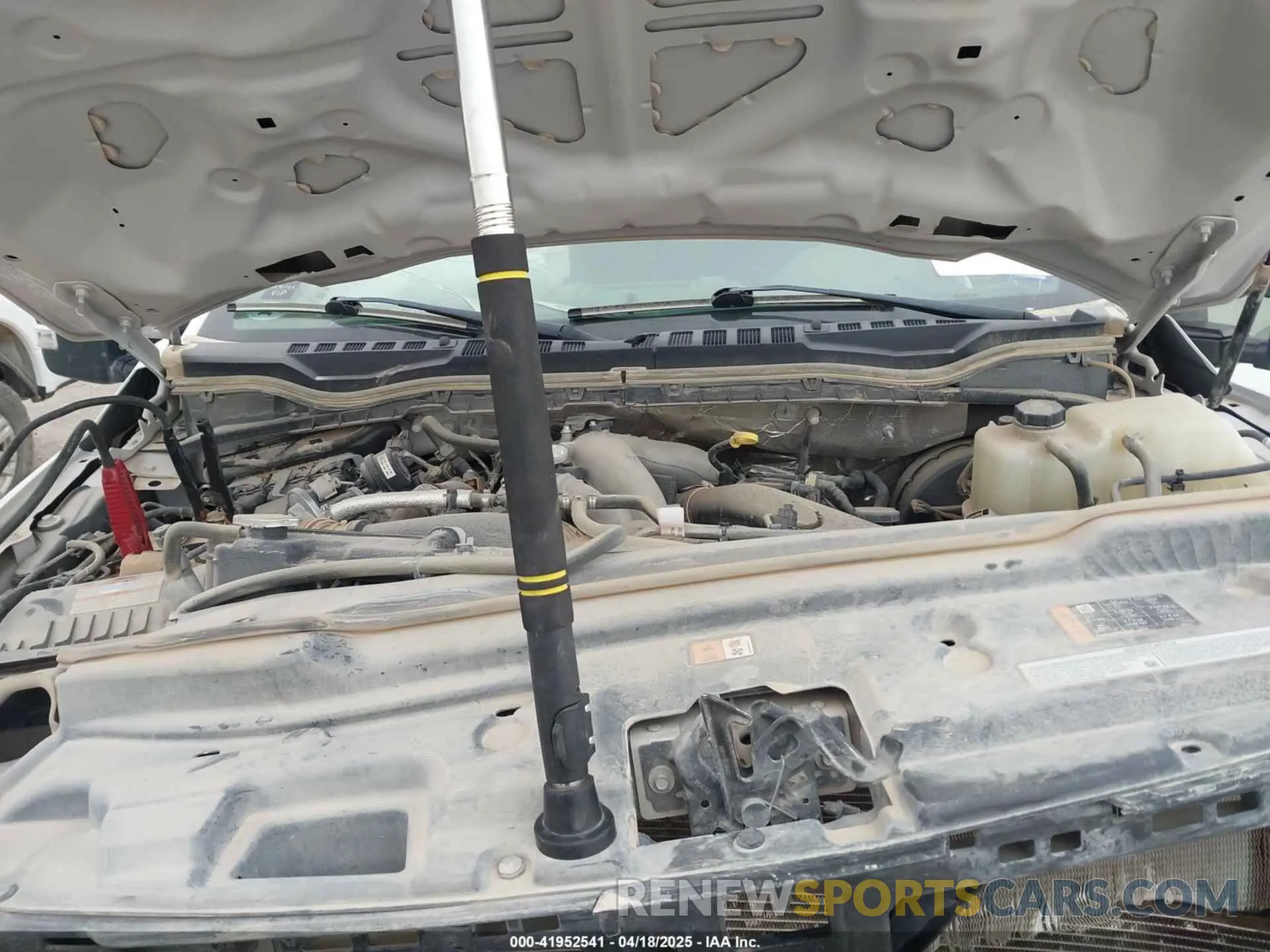 9 Photograph of a damaged car 1FT8W2BT5NEE93320 FORD F-250 2022