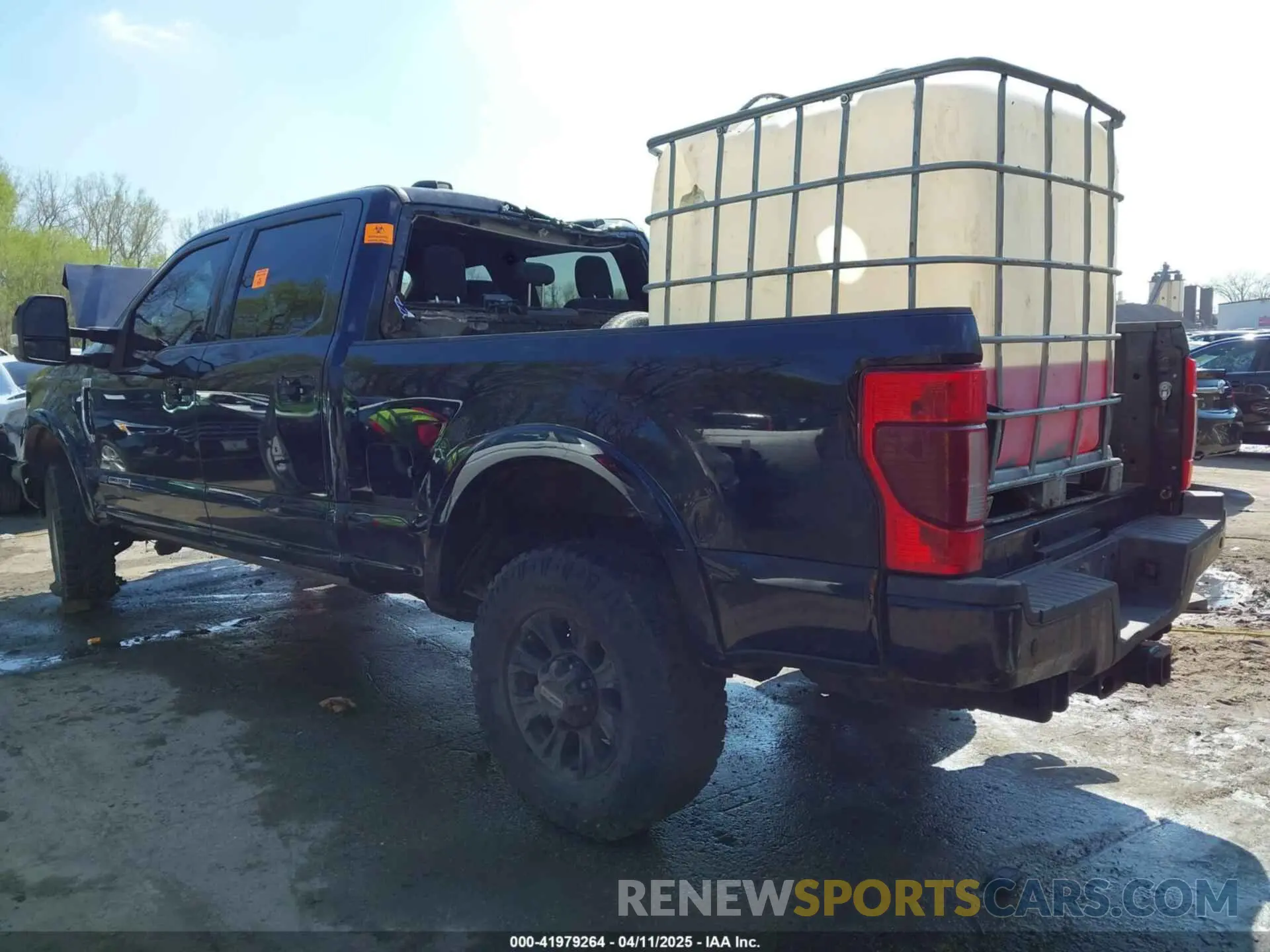 3 Photograph of a damaged car 1FT8W2BT9NED33019 FORD F-250 2022