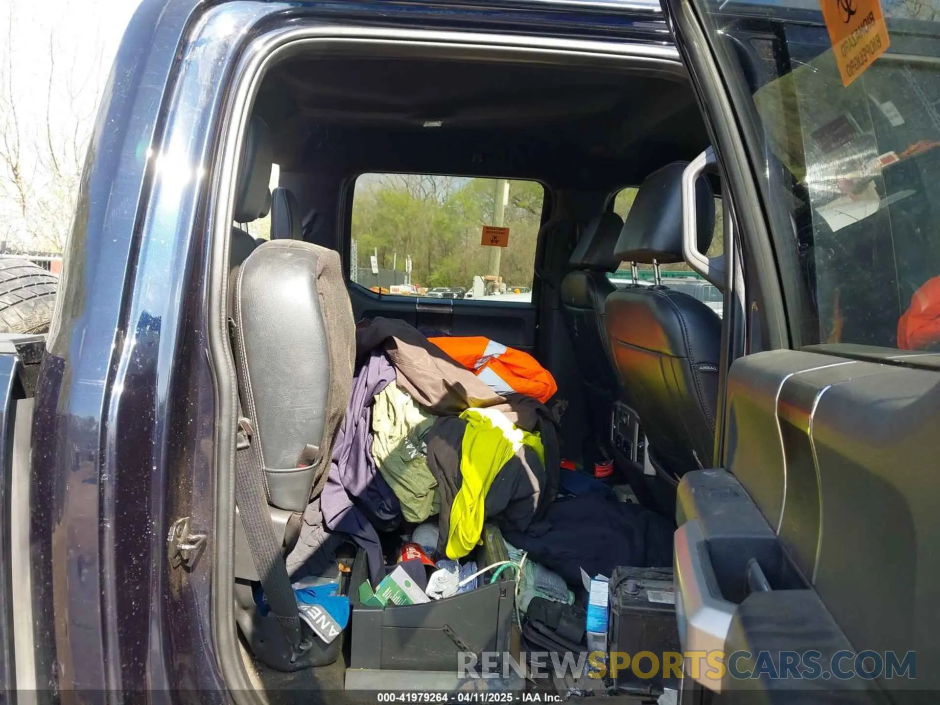 7 Photograph of a damaged car 1FT8W2BT9NED33019 FORD F-250 2022