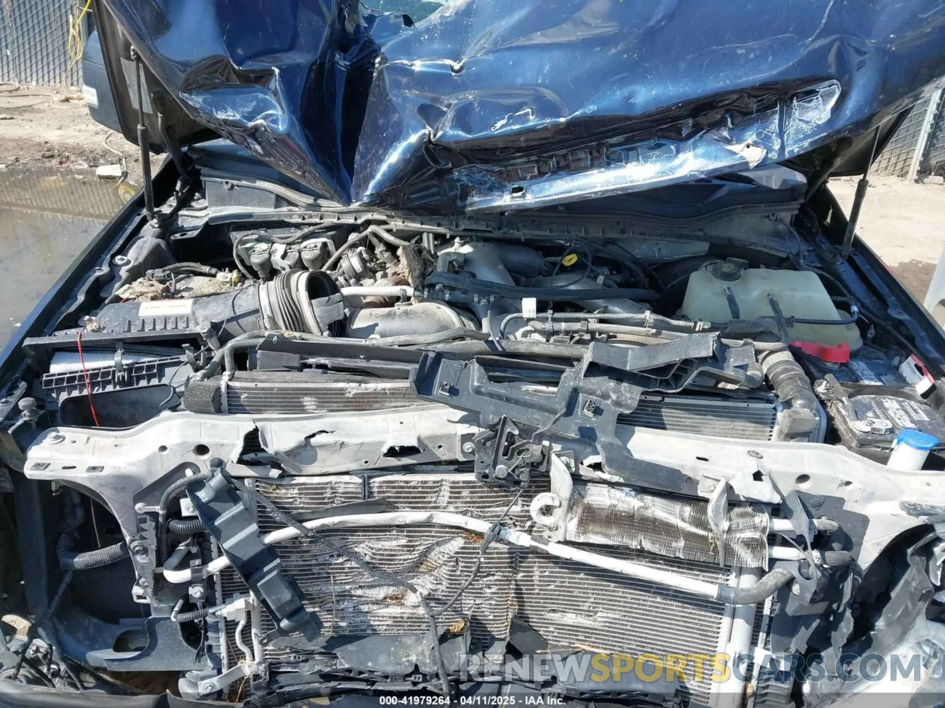 9 Photograph of a damaged car 1FT8W2BT9NED33019 FORD F-250 2022