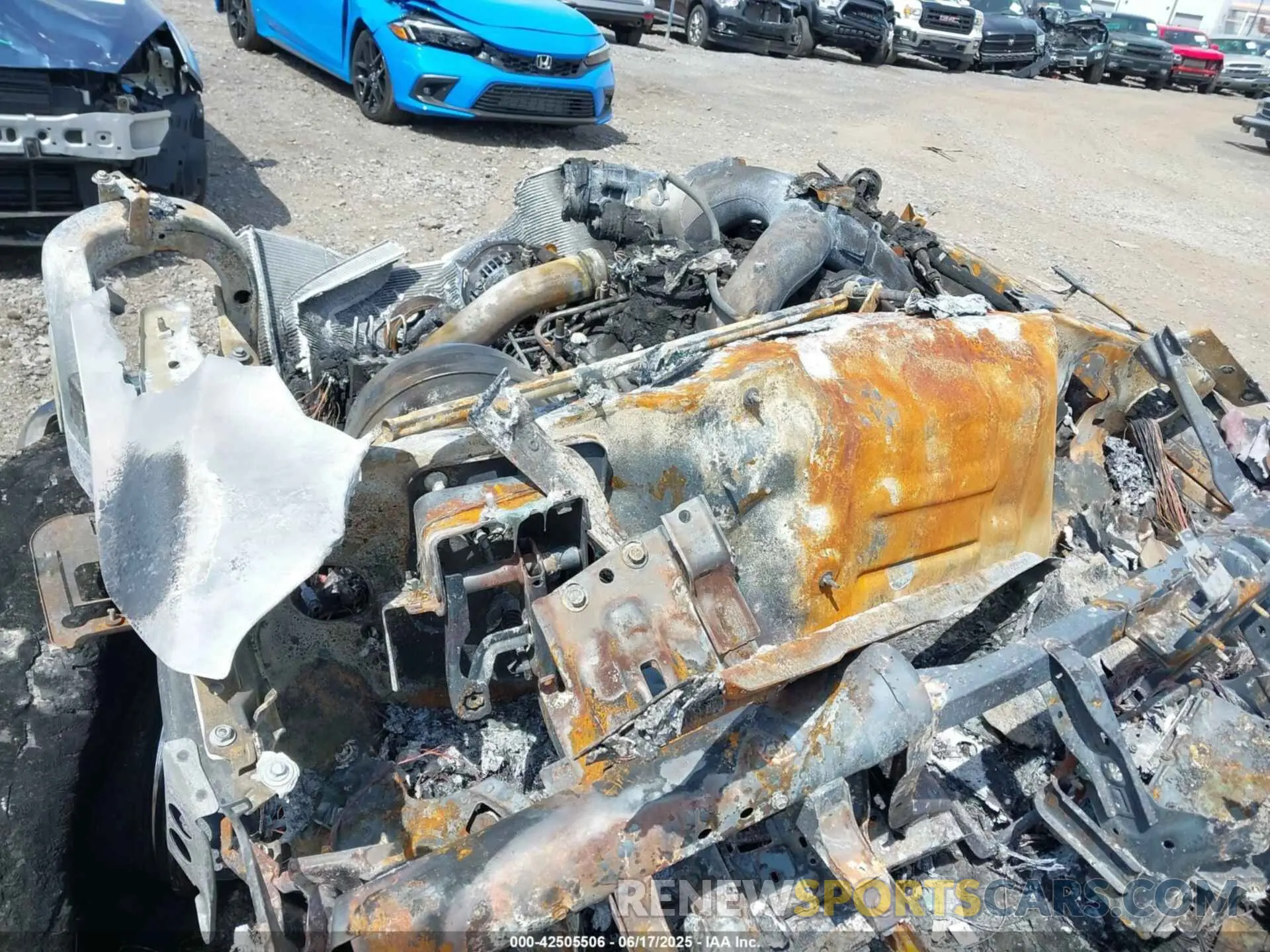 6 Photograph of a damaged car 1FT8W2BTXNEF21600 FORD F-250 2022