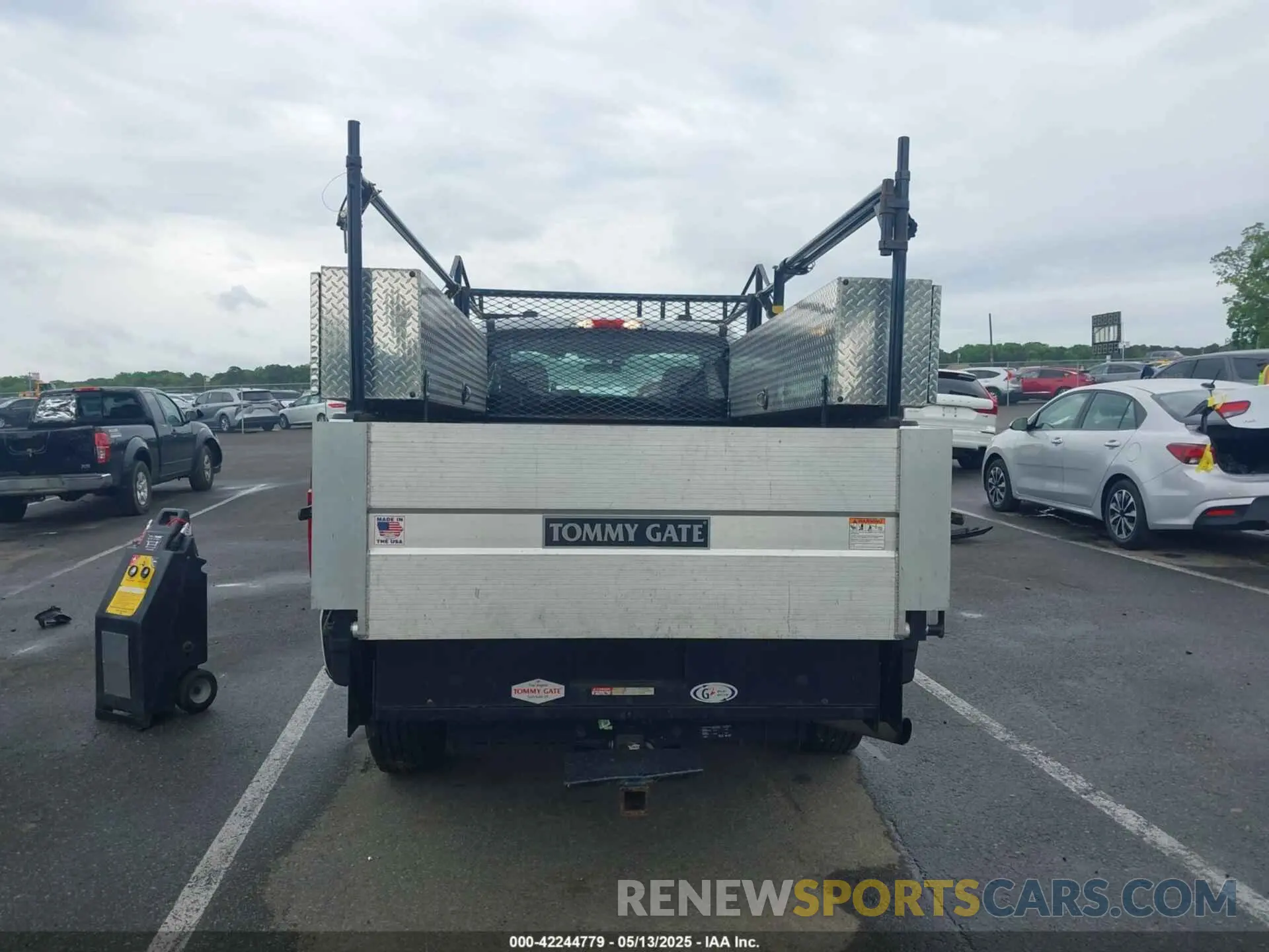 16 Фотография поврежденного автомобиля 1FTBF2A66NEG45011 FORD F-250 2022
