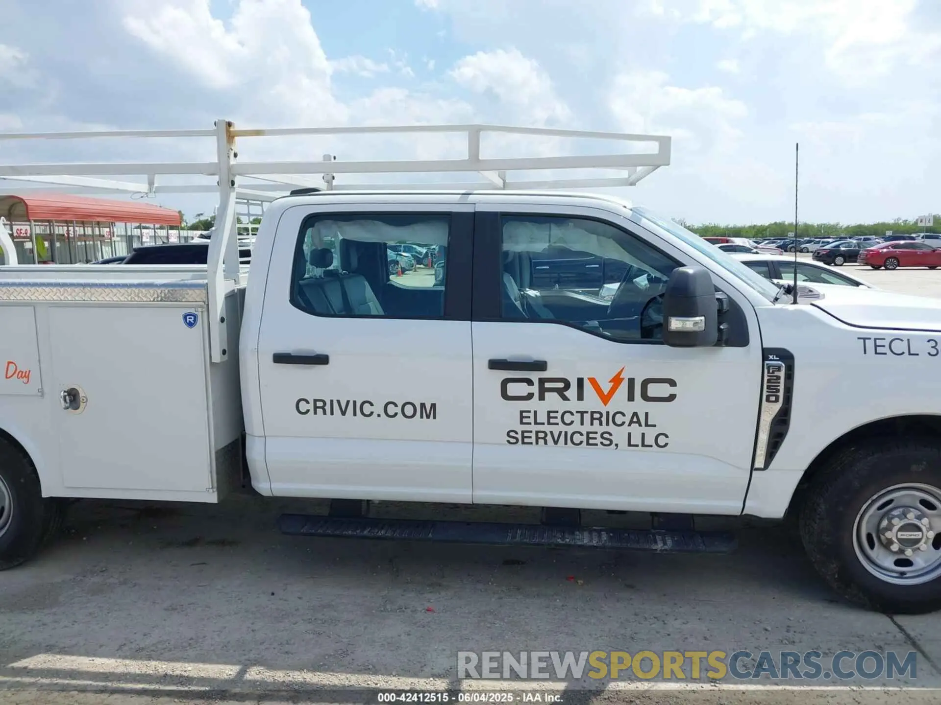 13 Photograph of a damaged car 1FT7W2AA6PED78580 FORD F-250 2023
