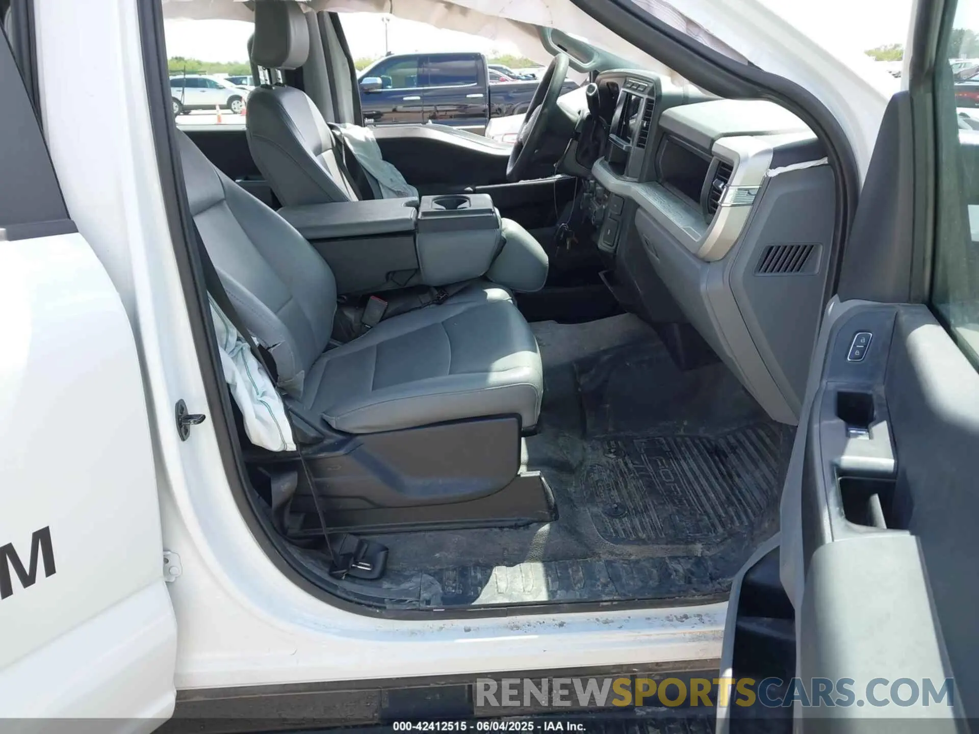 5 Photograph of a damaged car 1FT7W2AA6PED78580 FORD F-250 2023