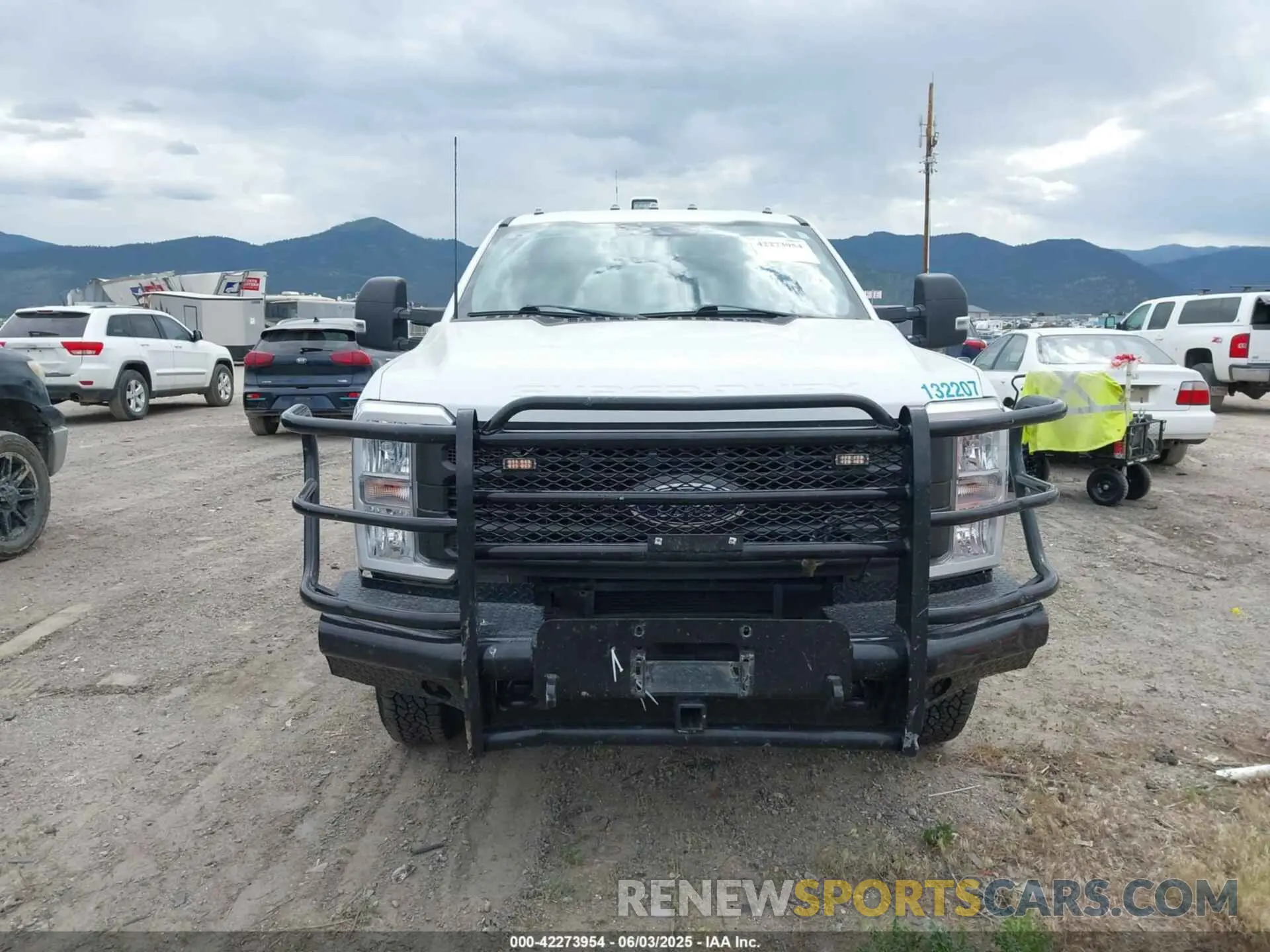 12 Photograph of a damaged car 1FT7W2BA8PEC09403 FORD F-250 2023