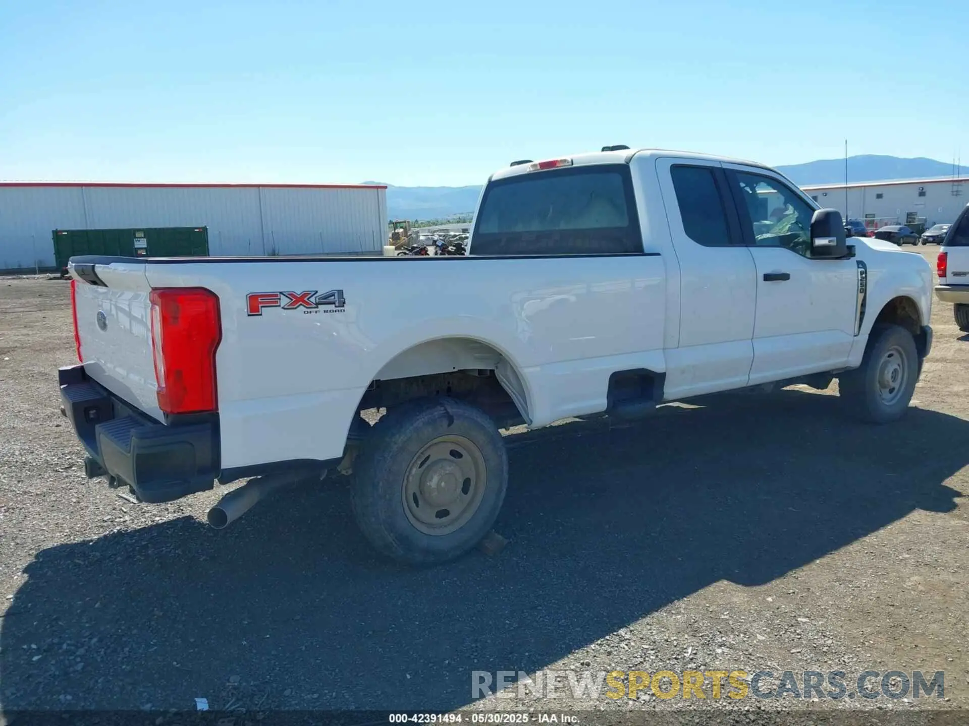 4 Фотография поврежденного автомобиля 1FT7X2BA4PEC32190 FORD F-250 2023