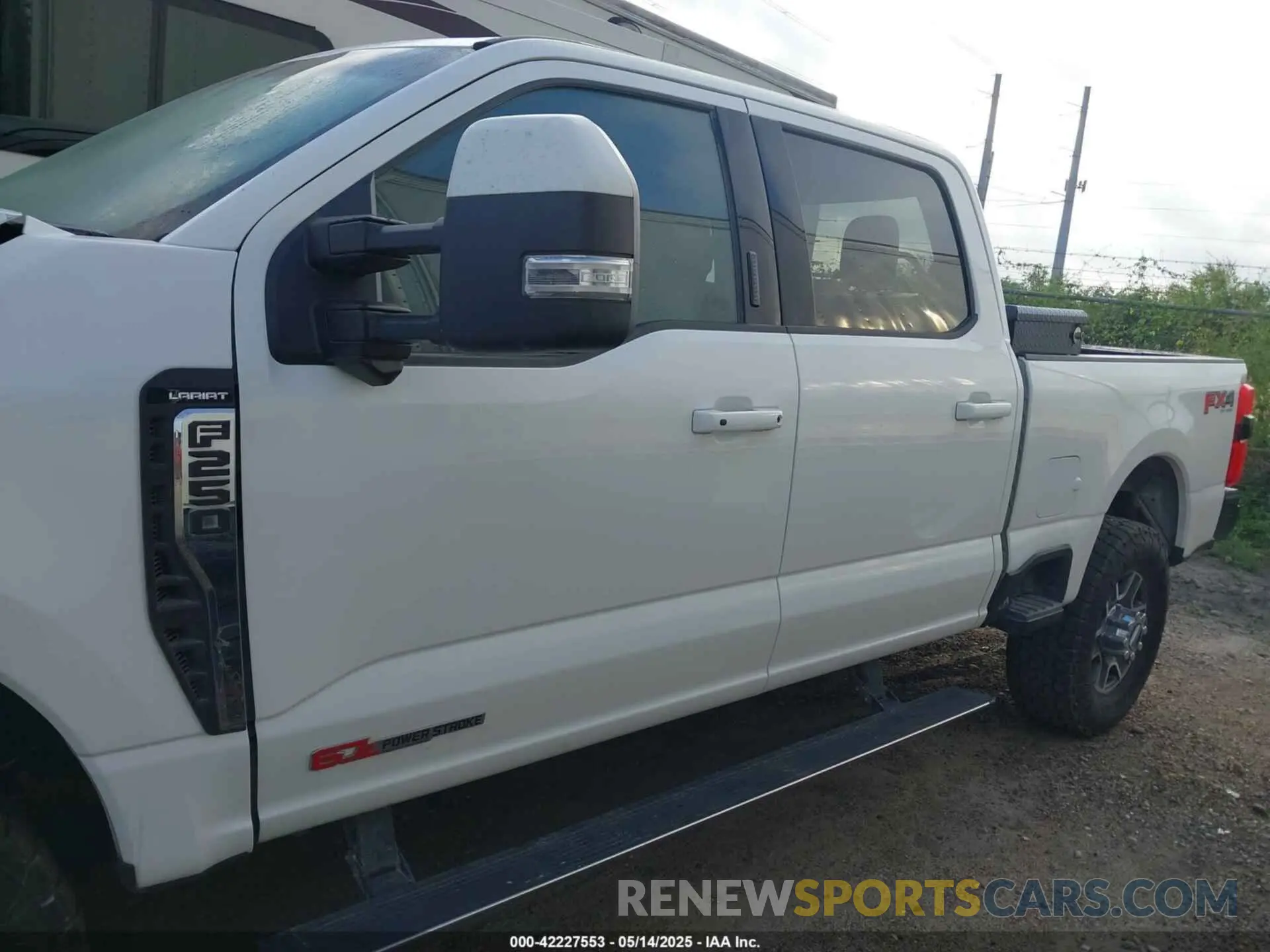 14 Фотография поврежденного автомобиля 1FT8W2BM1PEC87052 FORD F-250 2023