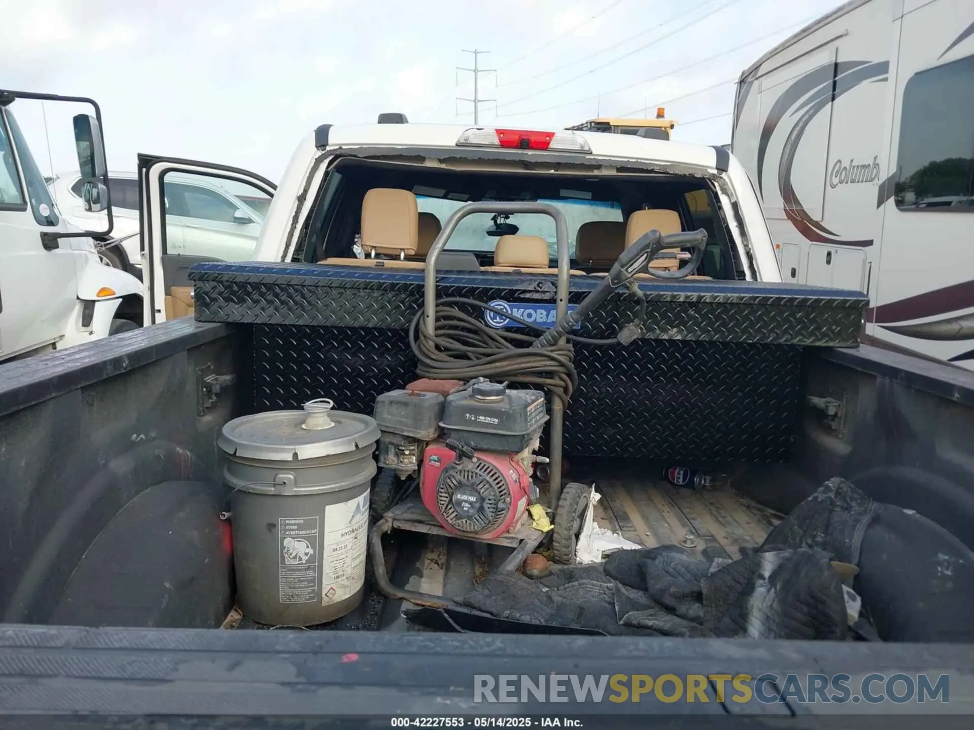 6 Фотография поврежденного автомобиля 1FT8W2BM1PEC87052 FORD F-250 2023