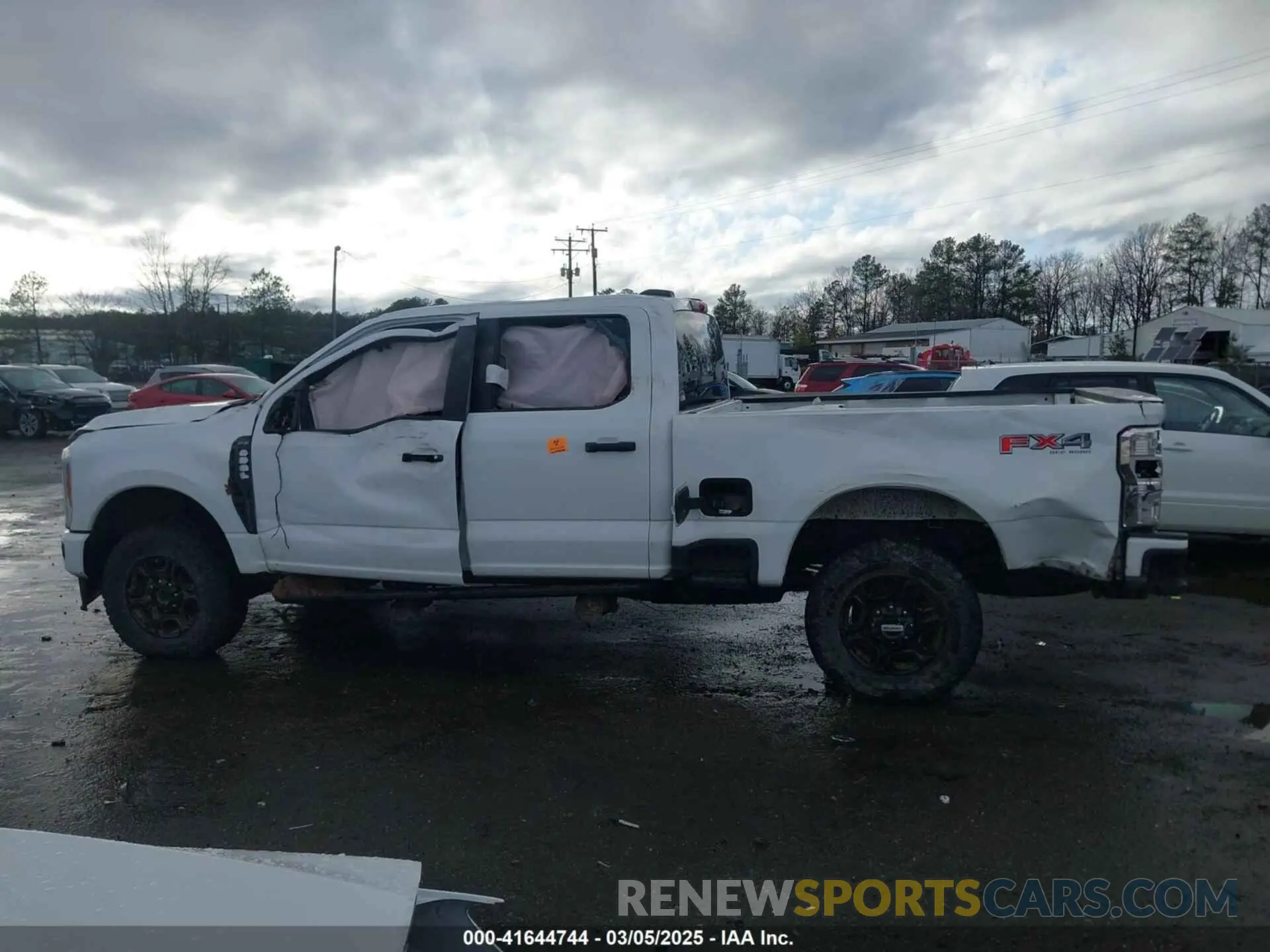 14 Фотография поврежденного автомобиля 1FT8W2BNXPEC96356 FORD F-250 2023