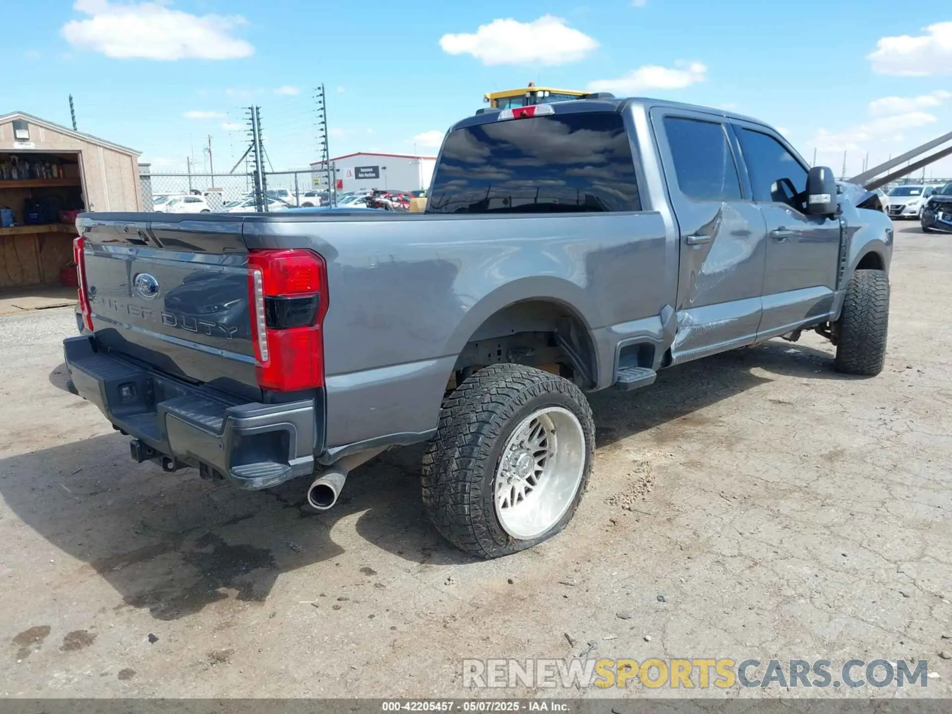 4 Фотография поврежденного автомобиля 1FT8W2BNXPED35835 FORD F-250 2023