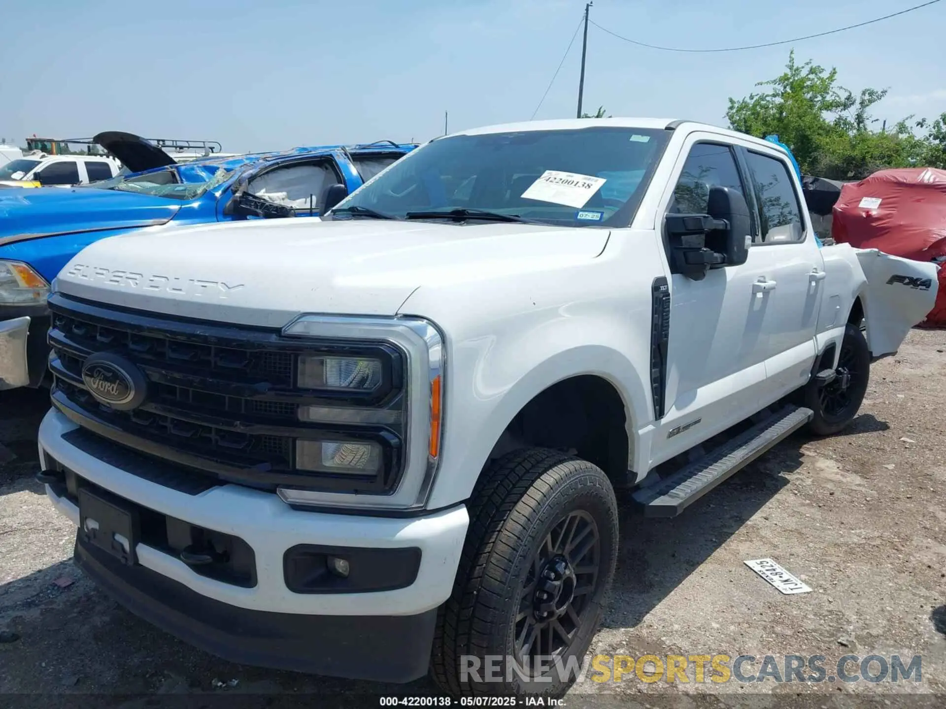 2 Photograph of a damaged car 1FT8W2BT2PED07994 FORD F-250 2023