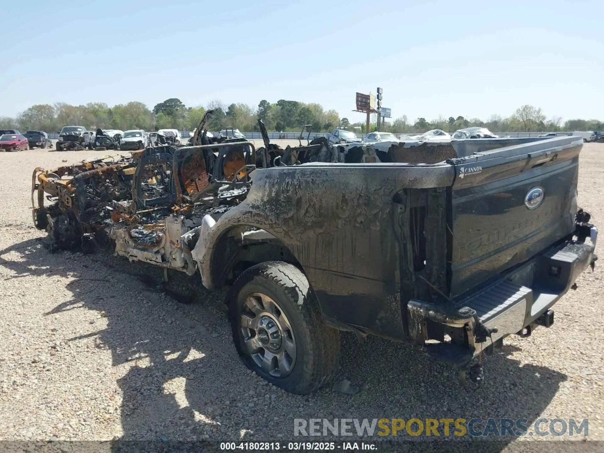 4 Фотография поврежденного автомобиля 1FT8W2BT6PEC85000 FORD F-250 2023