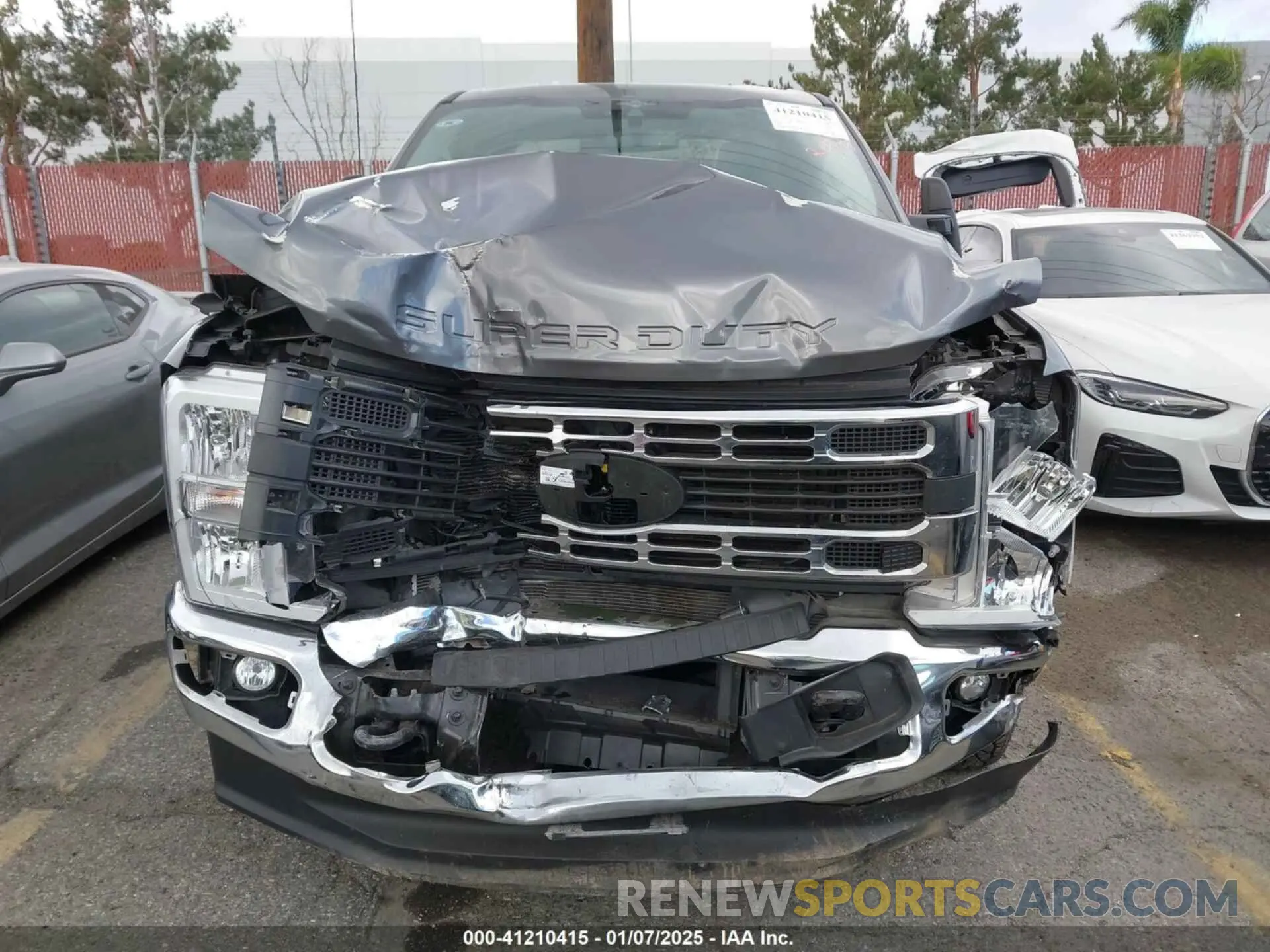 11 Photograph of a damaged car 1FT8X2BT3PEC89163 FORD F-250 2023