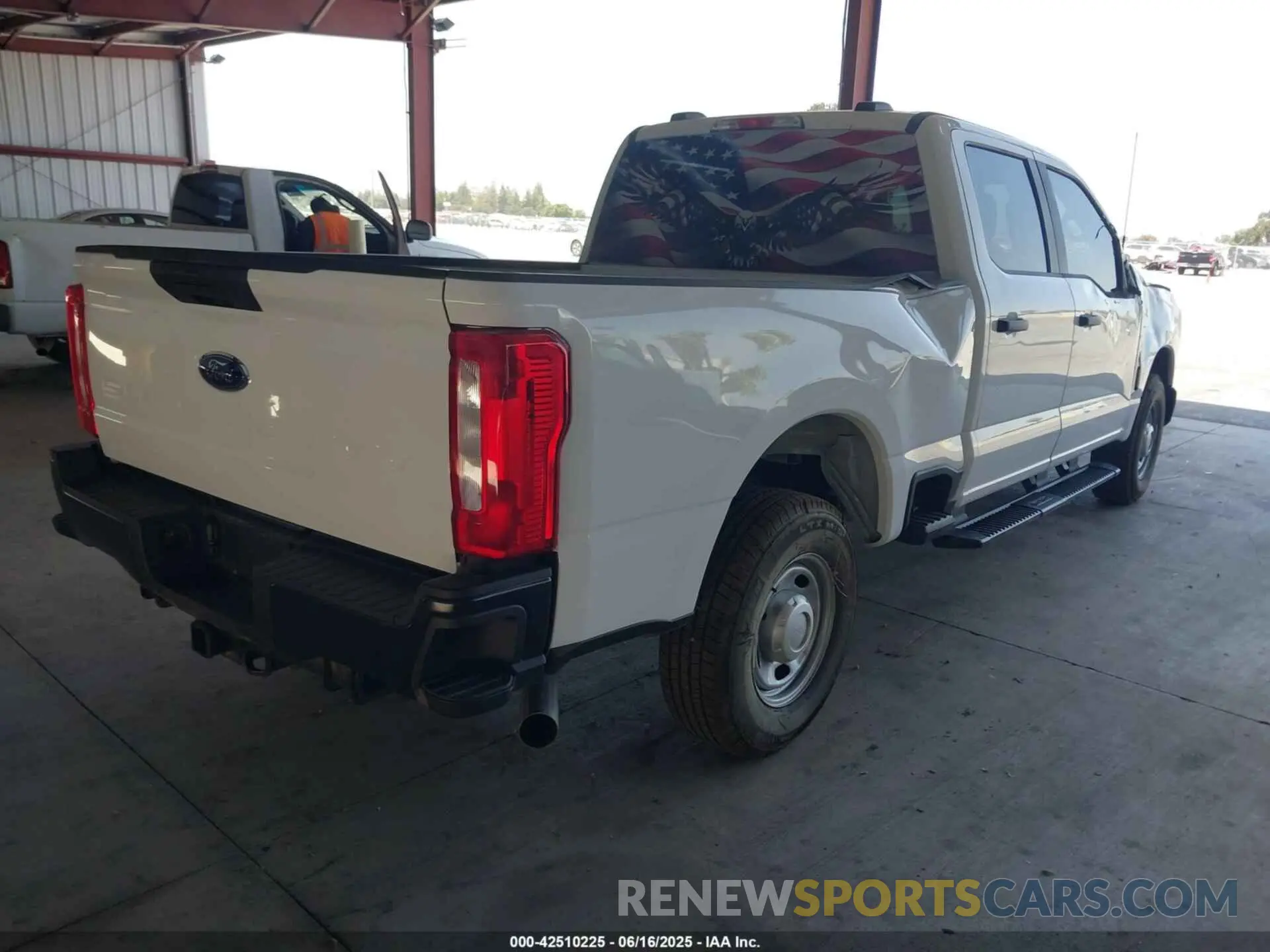4 Фотография поврежденного автомобиля 1FT7W2AA4REF90588 FORD F-250 2024