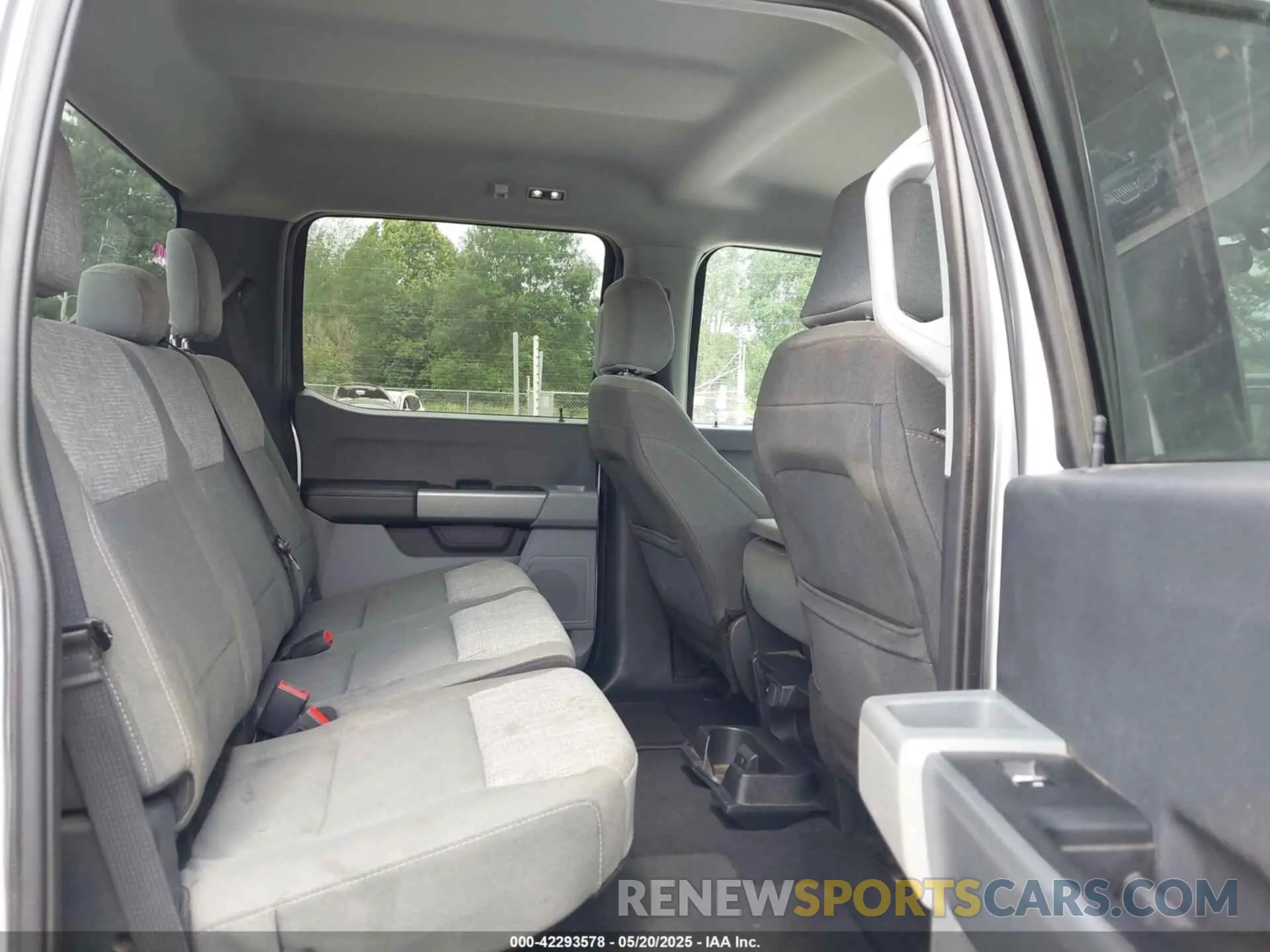 8 Photograph of a damaged car 1FT7W2BT0RED24470 FORD F-250 2024