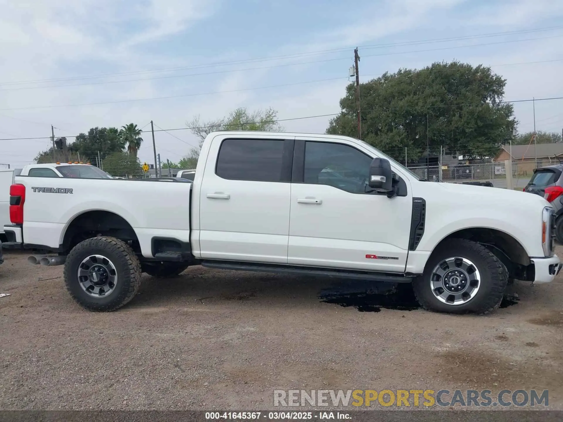 14 Фотография поврежденного автомобиля 1FT8W2BM5REE18258 FORD F-250 2024