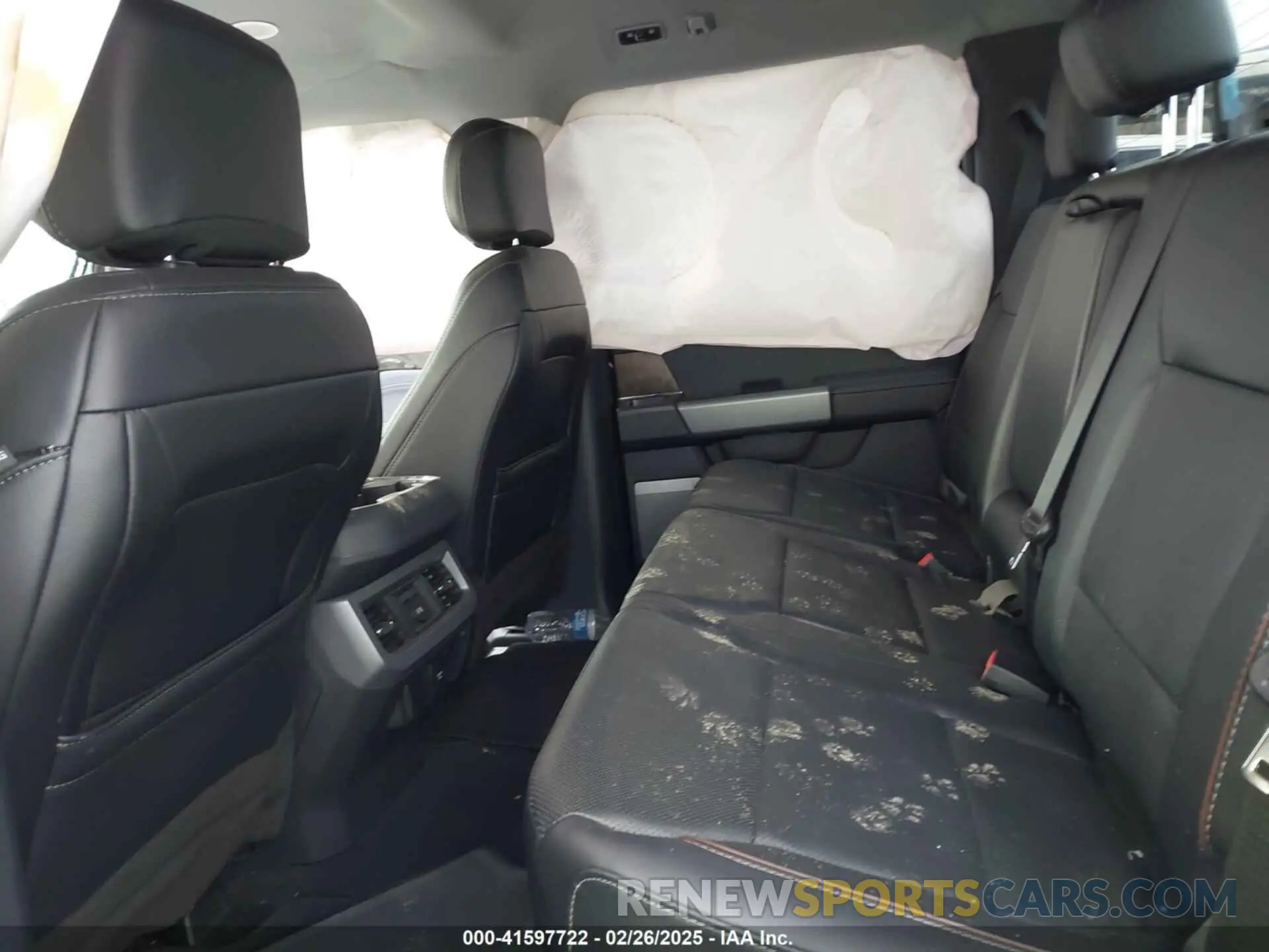 7 Photograph of a damaged car 1FT8W2BM8RED28652 FORD F-250 2024