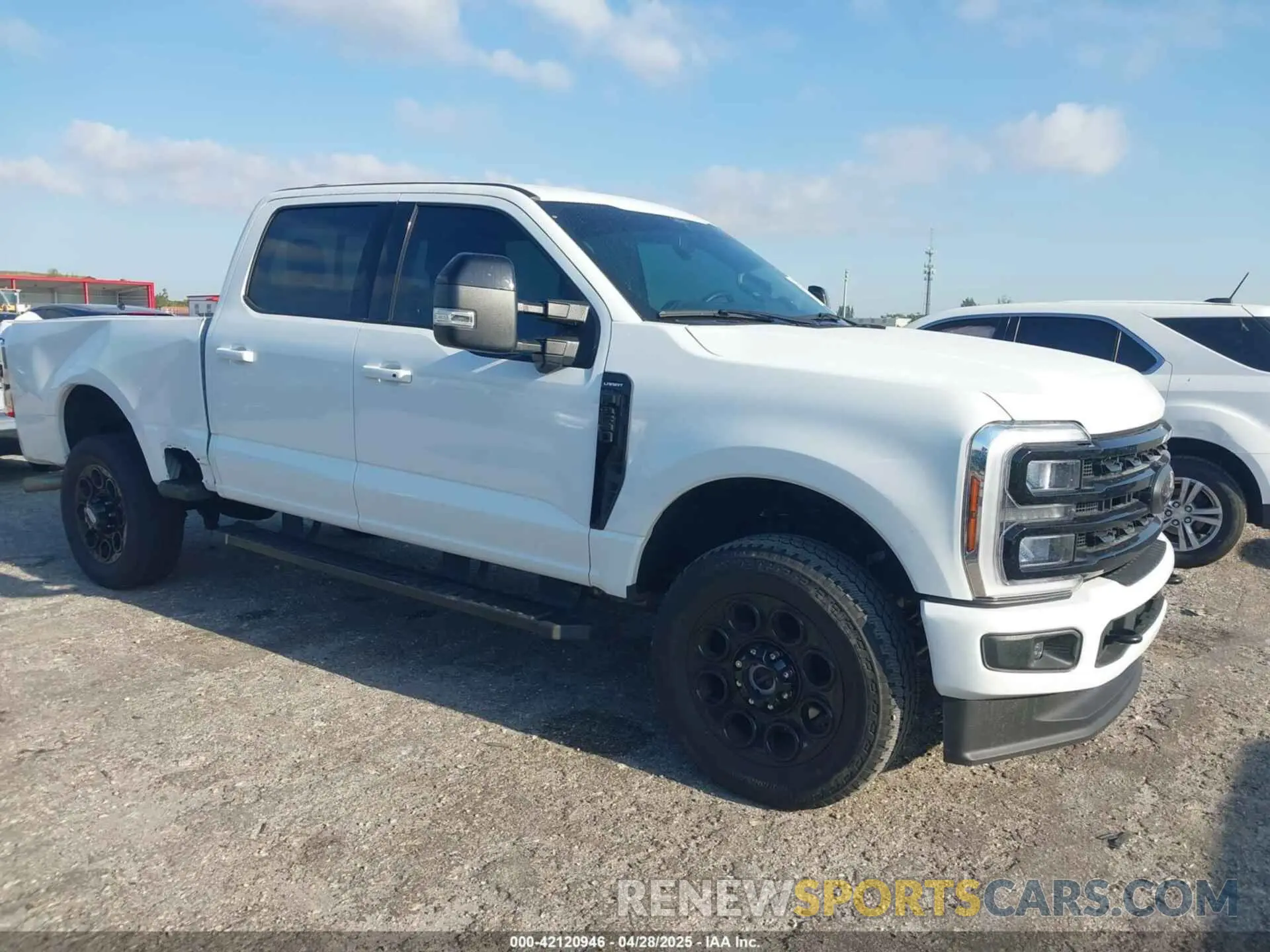 1 Фотография поврежденного автомобиля 1FT8W2BN0RED51481 FORD F-250 2024