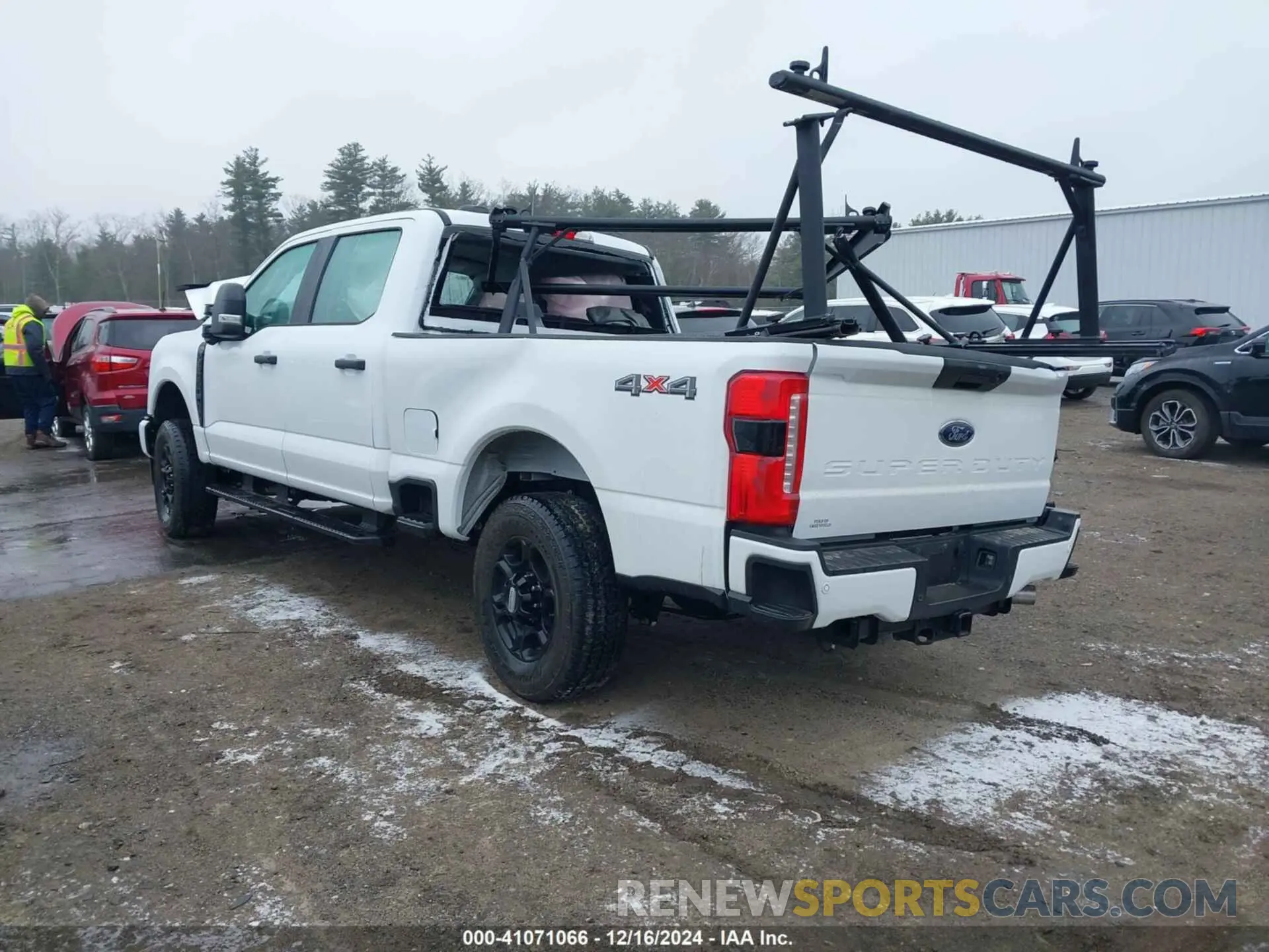 3 Фотография поврежденного автомобиля 1FT8W2BN3REE81643 FORD F-250 2024