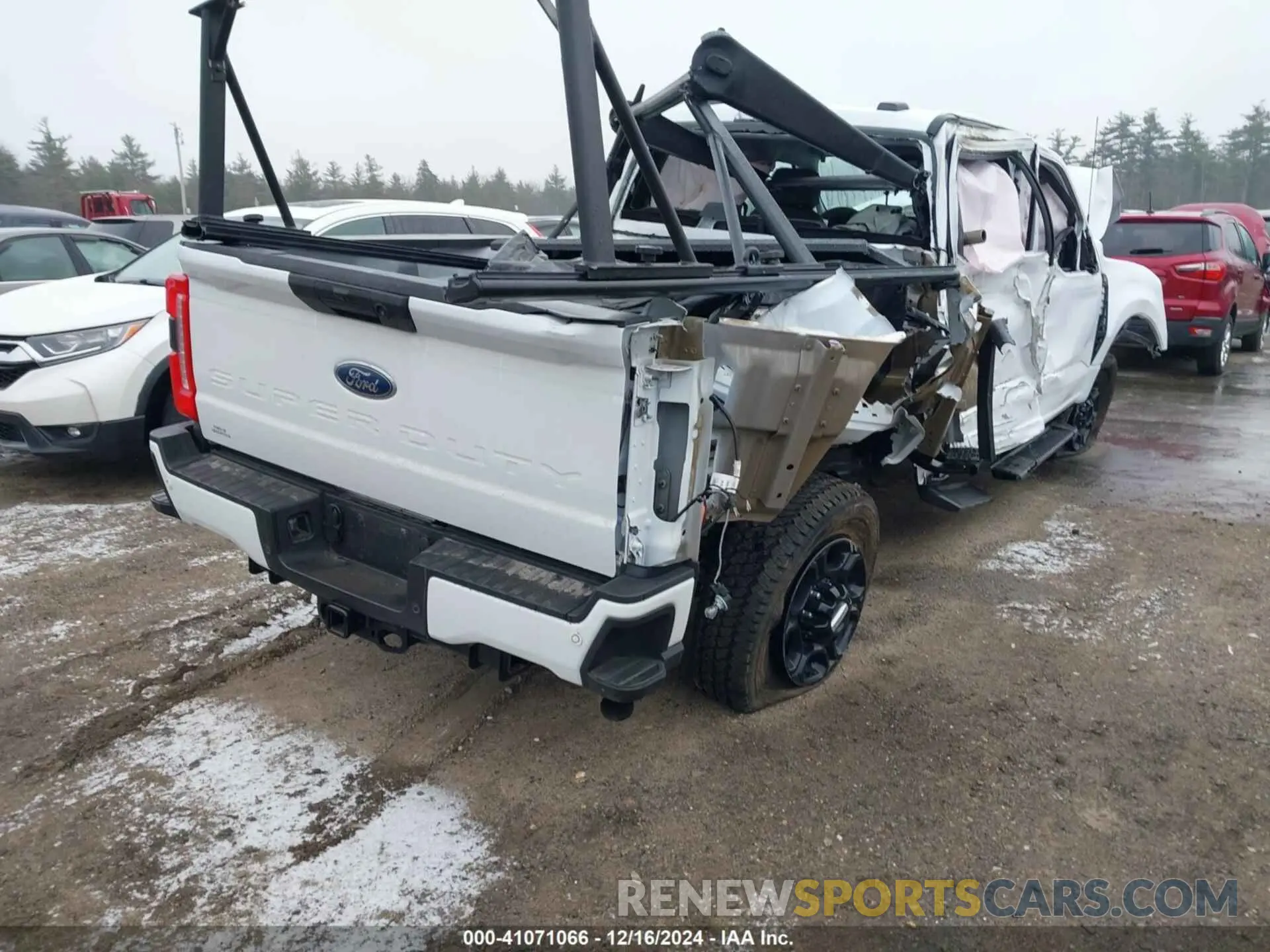 4 Фотография поврежденного автомобиля 1FT8W2BN3REE81643 FORD F-250 2024