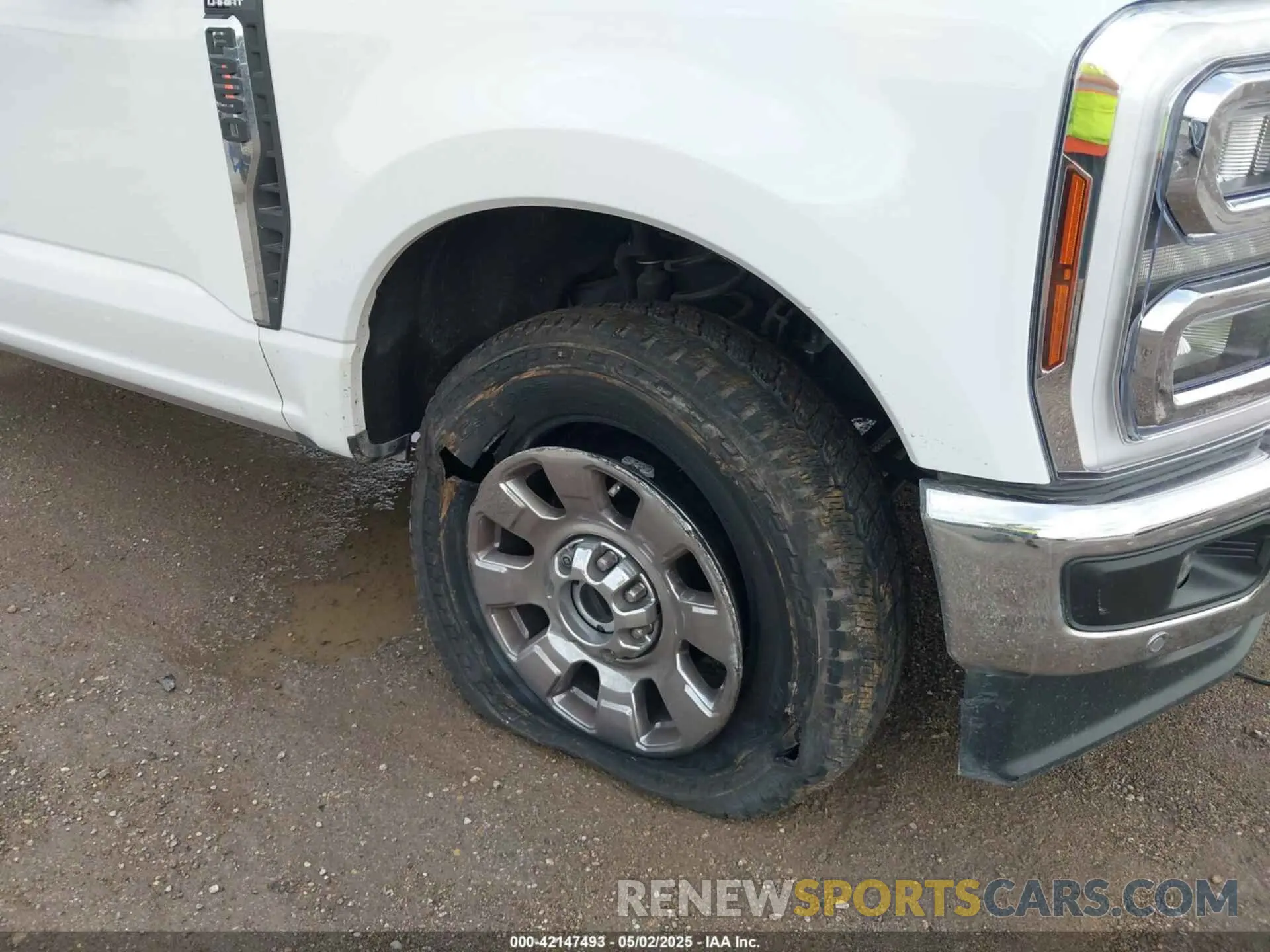 6 Фотография поврежденного автомобиля 1FT8W2BN4REE97480 FORD F-250 2024