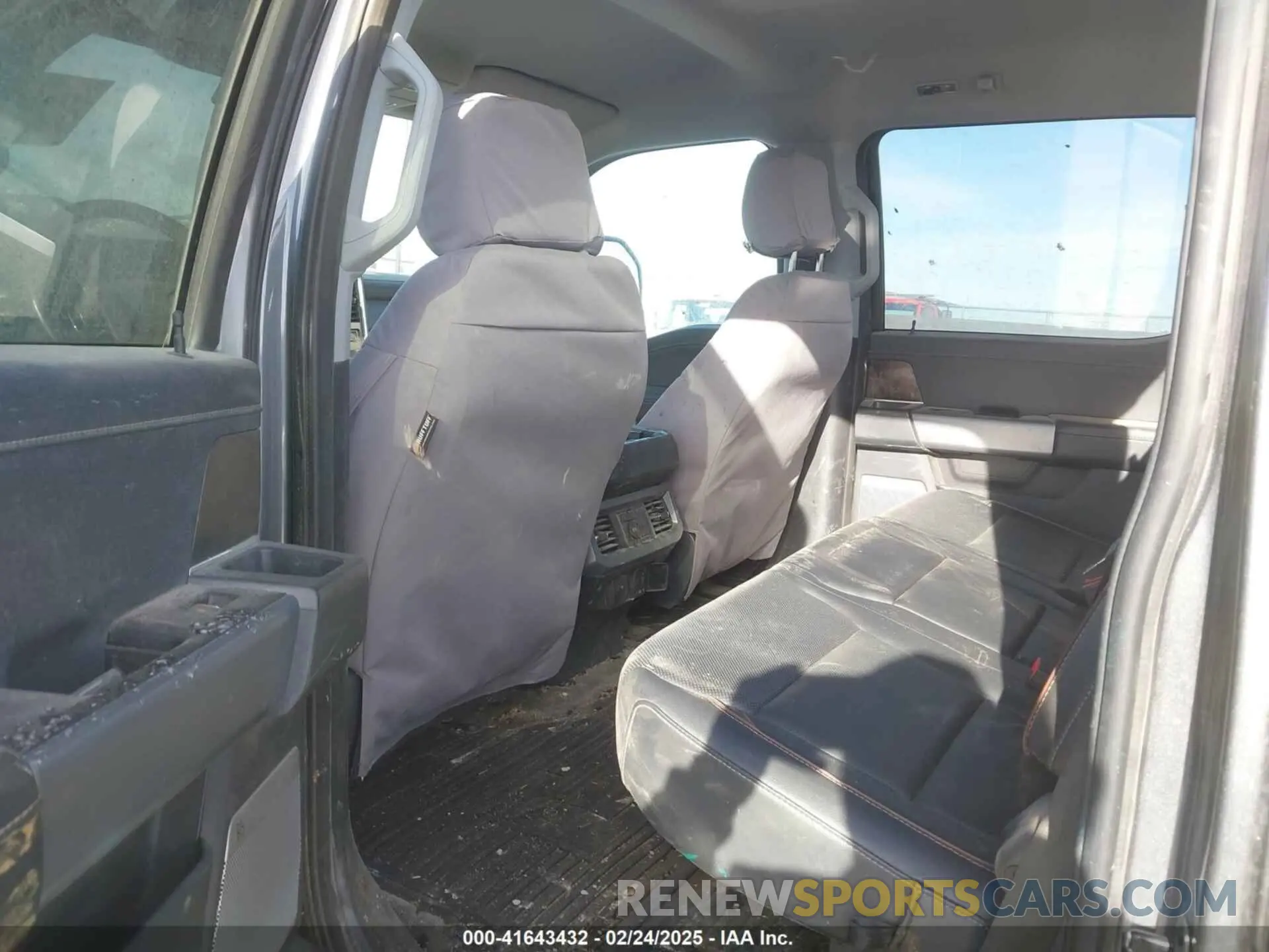 7 Photograph of a damaged car 1FT8W2BT1RED67526 FORD F-250 2024