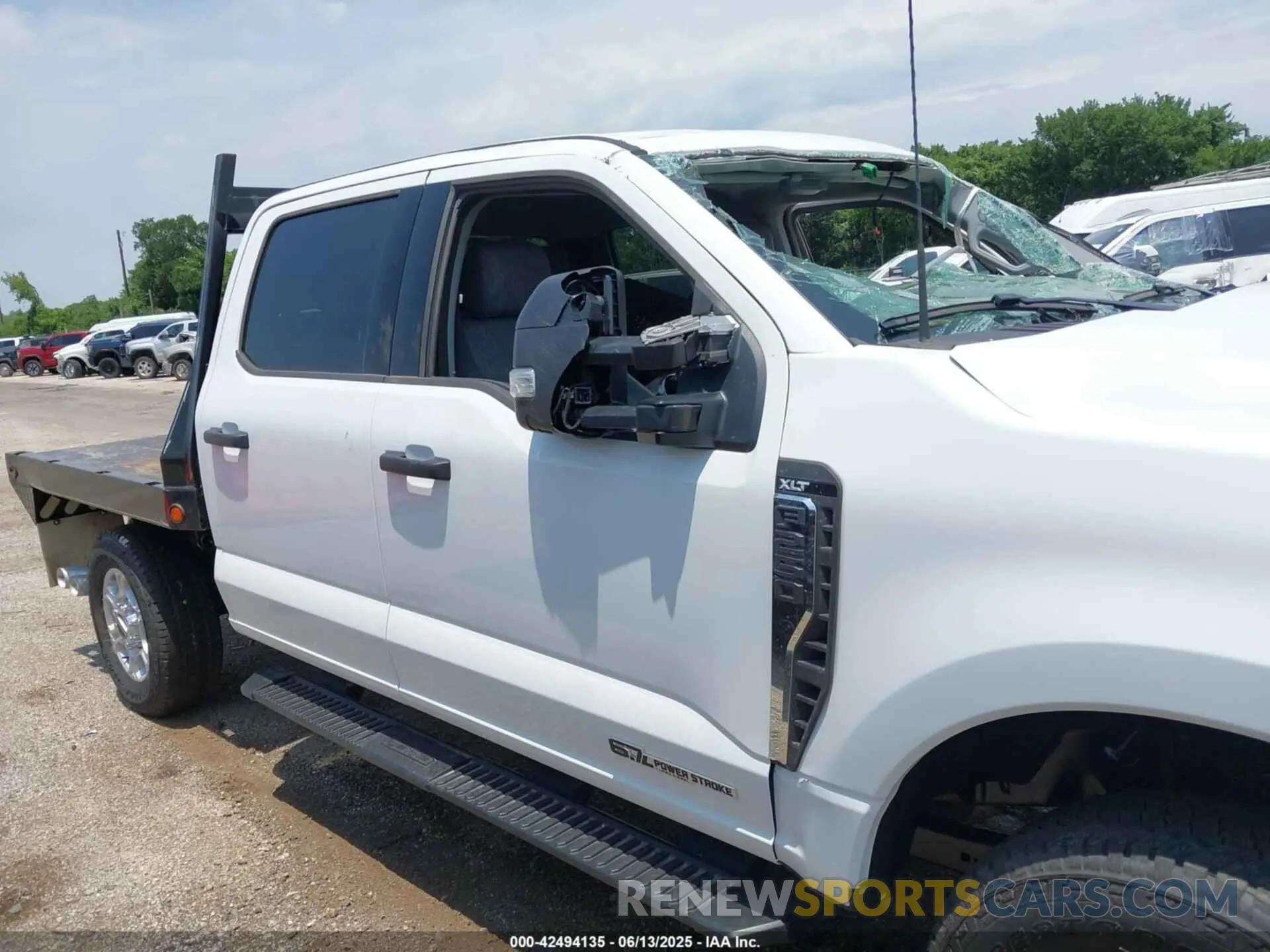 13 Photograph of a damaged car 1FT7W2BT6SEC50591 FORD F-250 2025