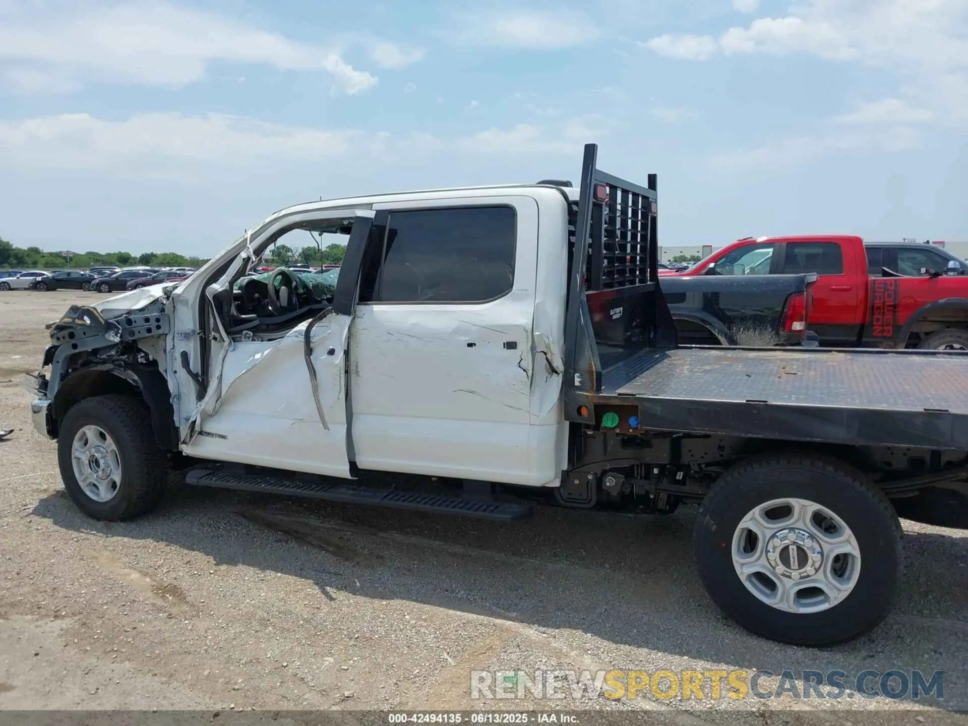 14 Photograph of a damaged car 1FT7W2BT6SEC50591 FORD F-250 2025
