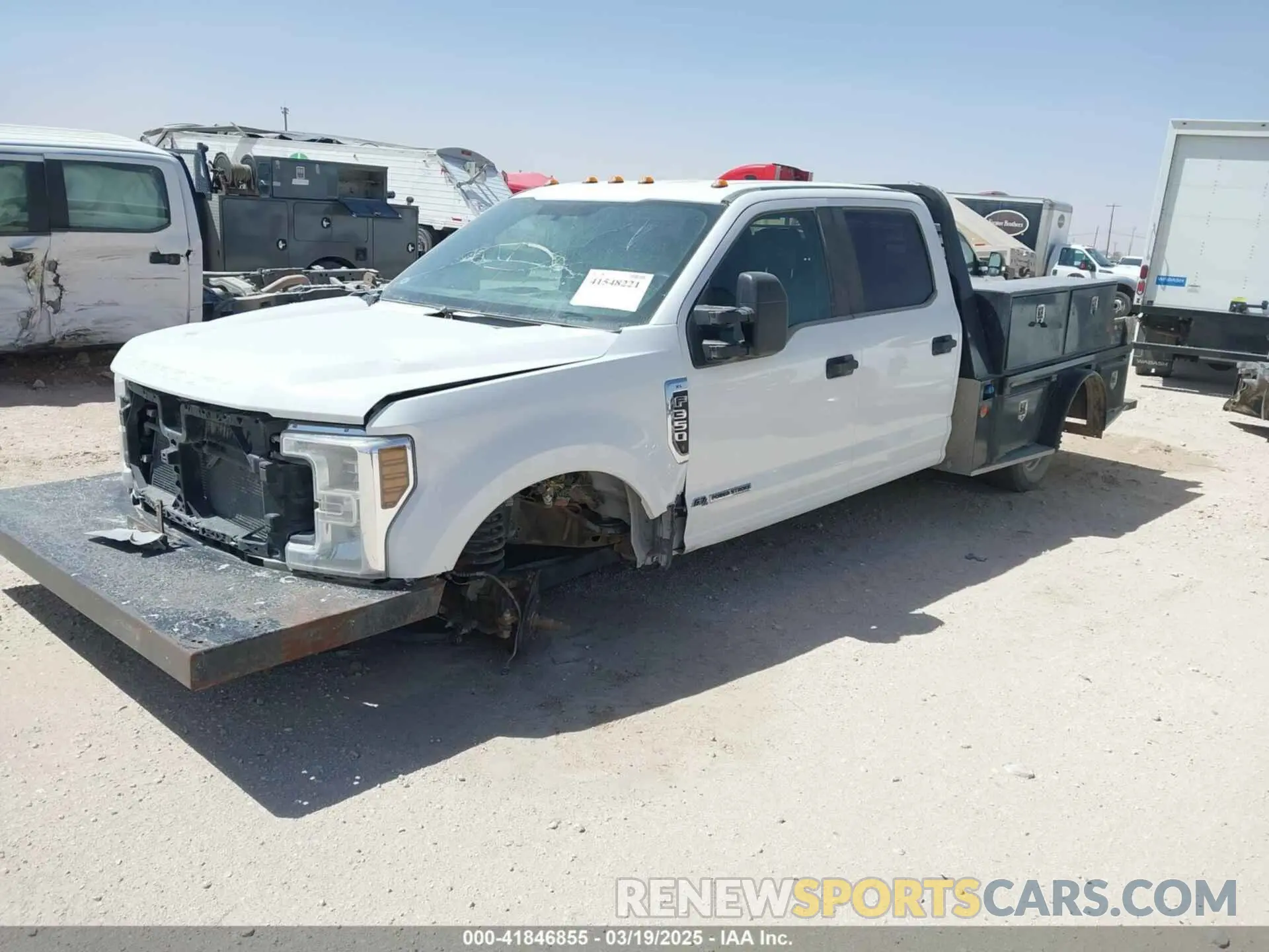2 Фотография поврежденного автомобиля 1FD8W3CT7KEG48655 FORD F-350 2019