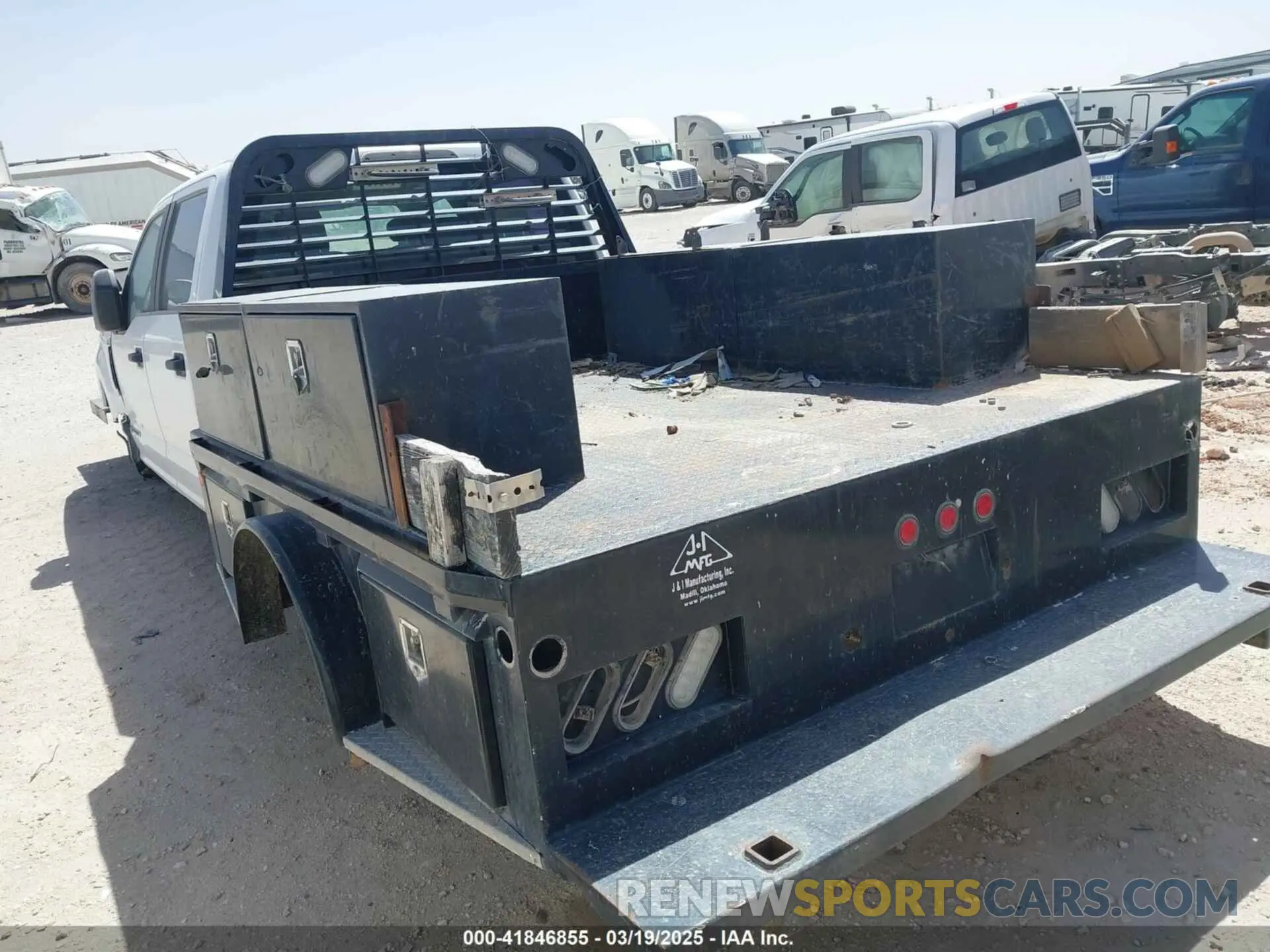 3 Фотография поврежденного автомобиля 1FD8W3CT7KEG48655 FORD F-350 2019